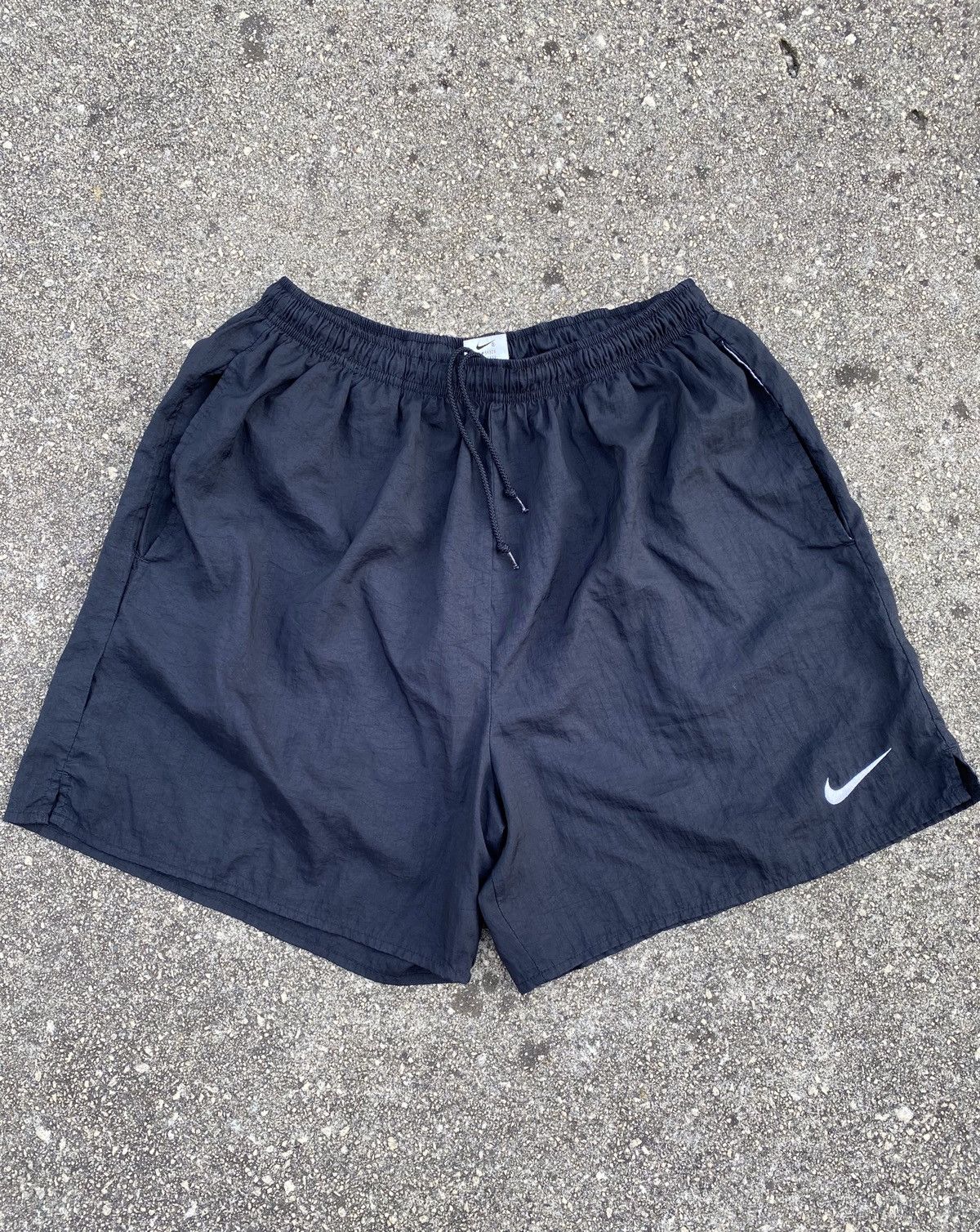 Nike × Vintage Vintage 90s Nike shorts | Grailed