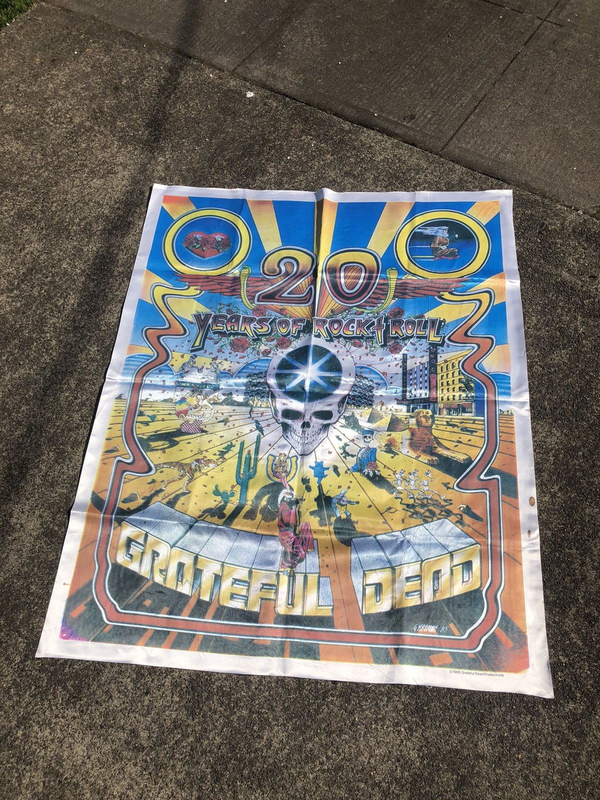 Grateful Dead Vintage 1985 Grateful Dead Silk Screen Tapestry Poster Size ONE SIZE - 1 Thumbnail