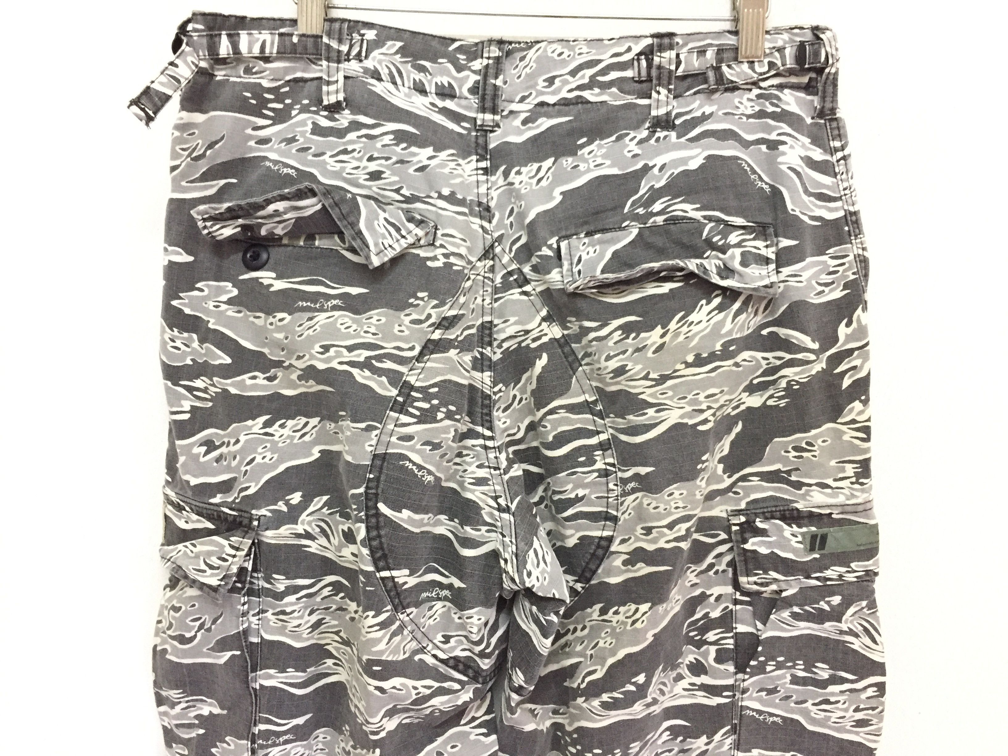 Wtaps 2001 tiger stripe Tactical ristop Cargo Drawstring hem Size US 32 / EU 48 - 12 Thumbnail