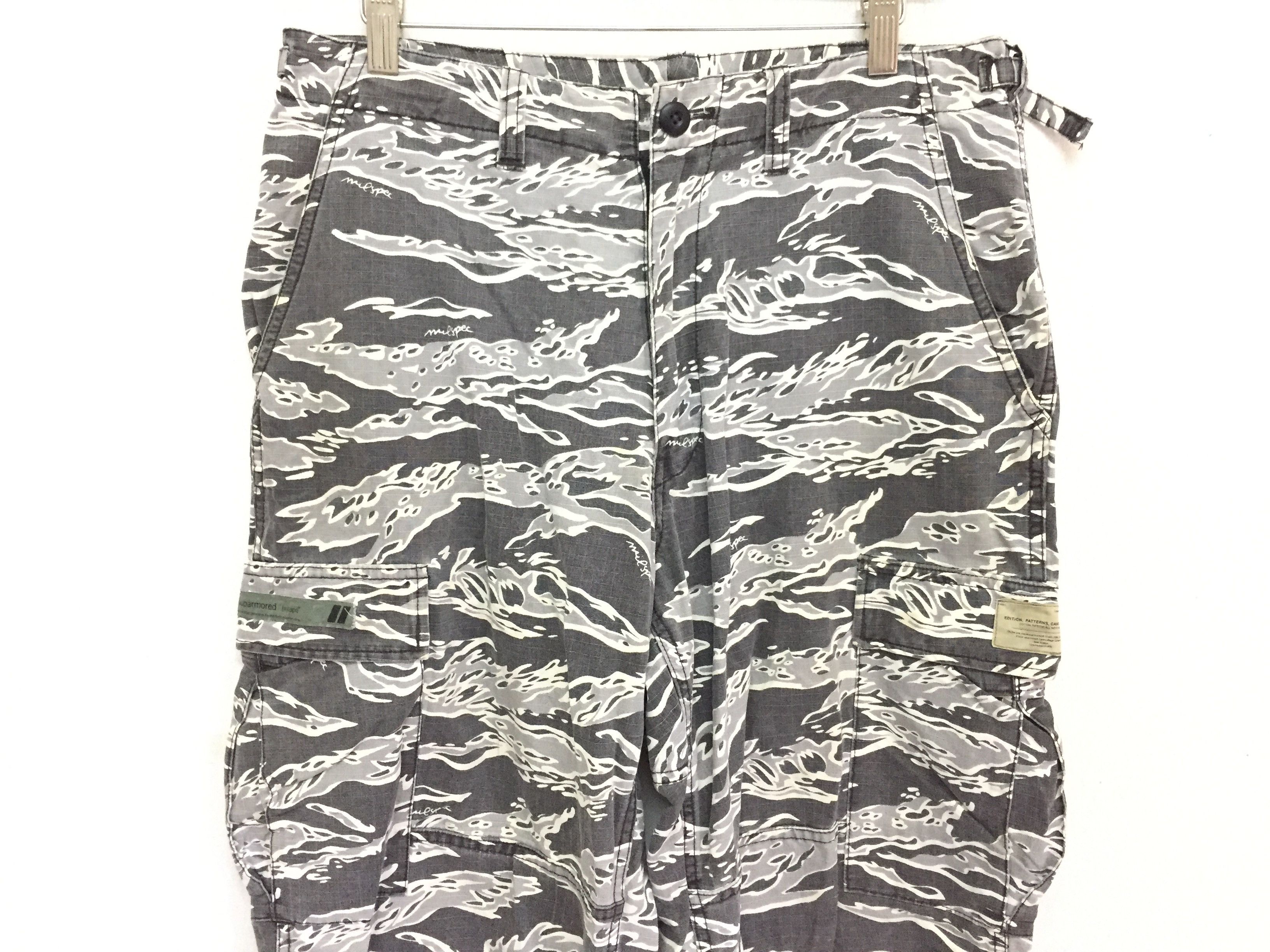 Wtaps 2001 tiger stripe Tactical ristop Cargo Drawstring hem Size US 32 / EU 48 - 3 Thumbnail
