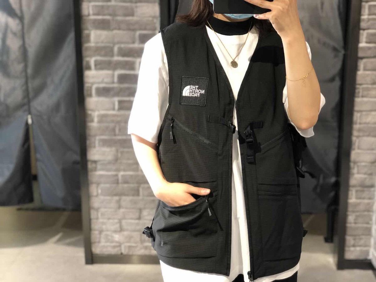 The North Face Urban Exploration Black Series Airflow Vest The North Face Urban Exploration Black Series Airflow Vest