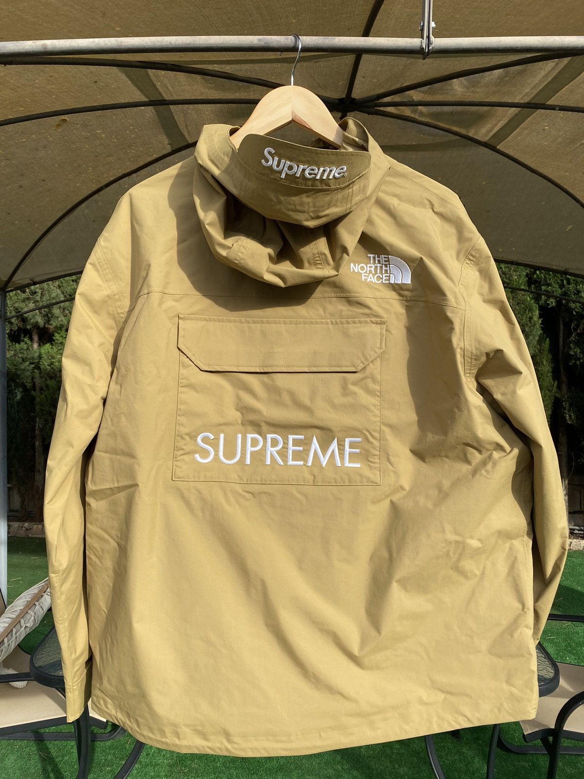 Supreme tnf best sale cargo jacket