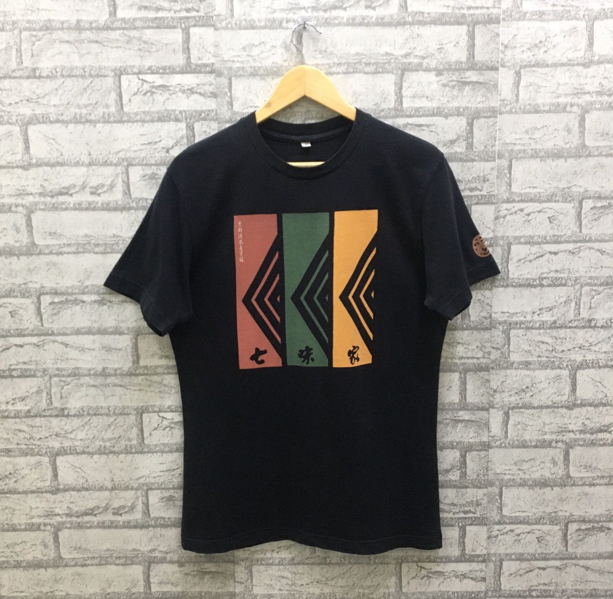 Japanese Brand Uniqlo X Ethica Design Collaboration T-shirt Size US M / EU 48-50 / 2 - 1 Thumbnail