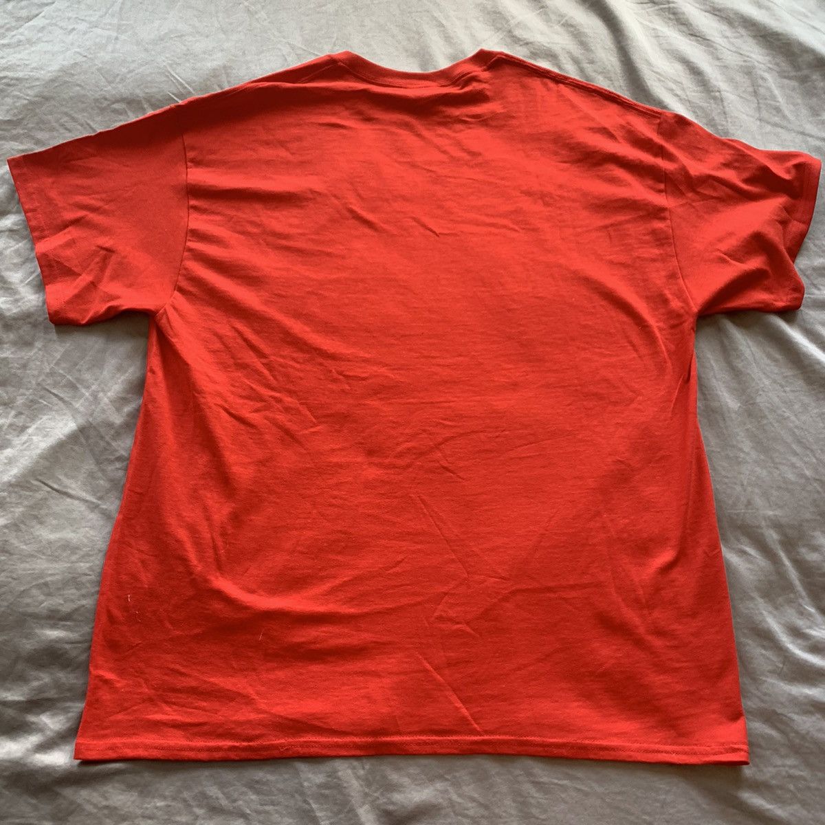 Gildan Final $ No Snow No Show Red shirt size XL cocaine drug Size US XL / EU 56 / 4 - 3 Thumbnail