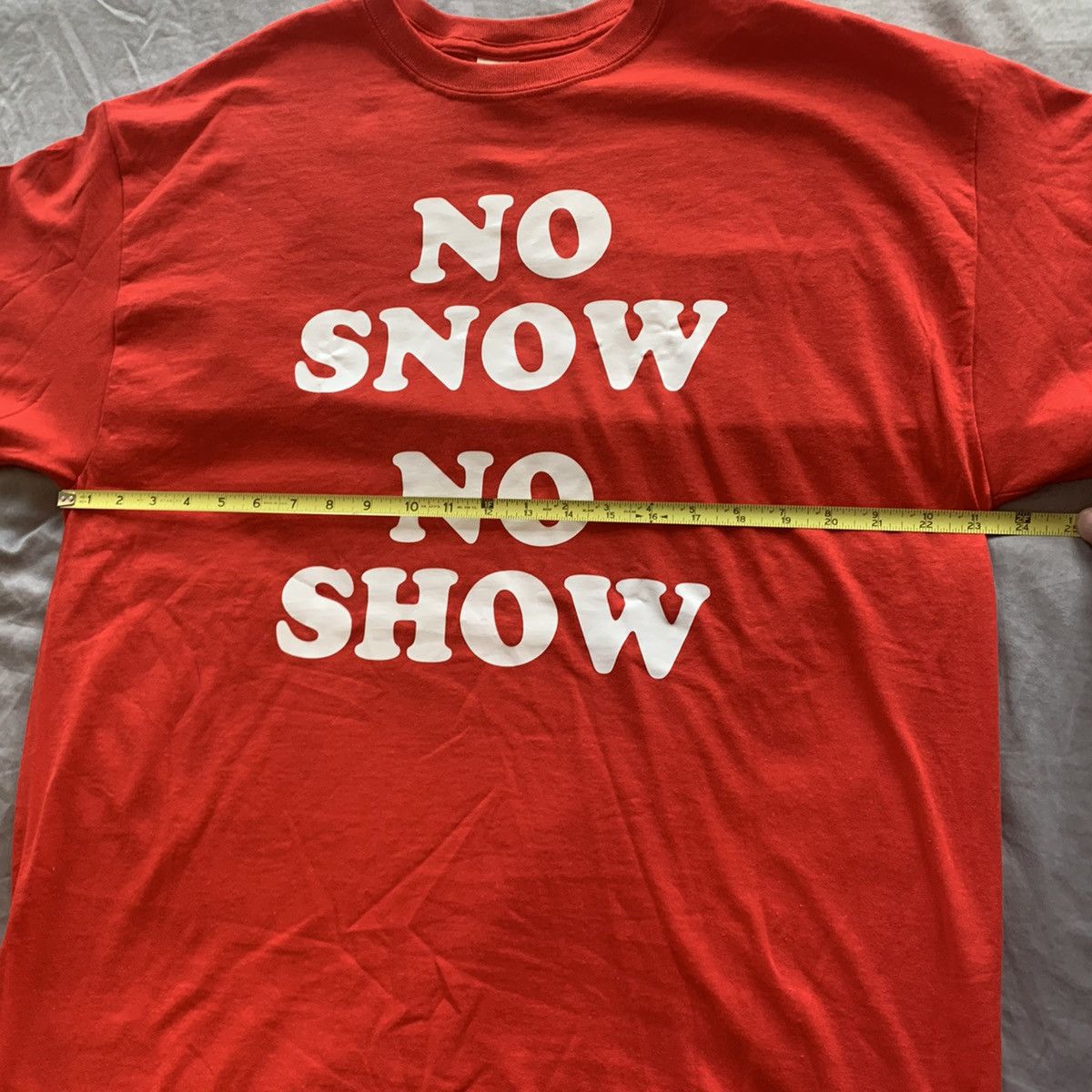 Gildan Final $ No Snow No Show Red shirt size XL cocaine drug Size US XL / EU 56 / 4 - 5 Thumbnail
