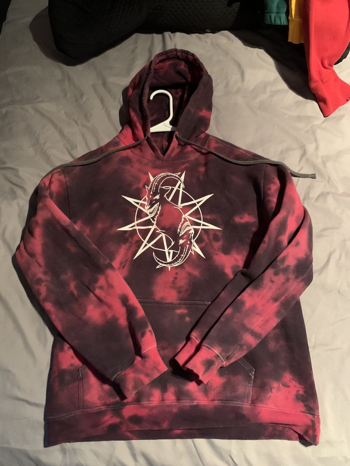 Slipknot tie best sale dye hoodie