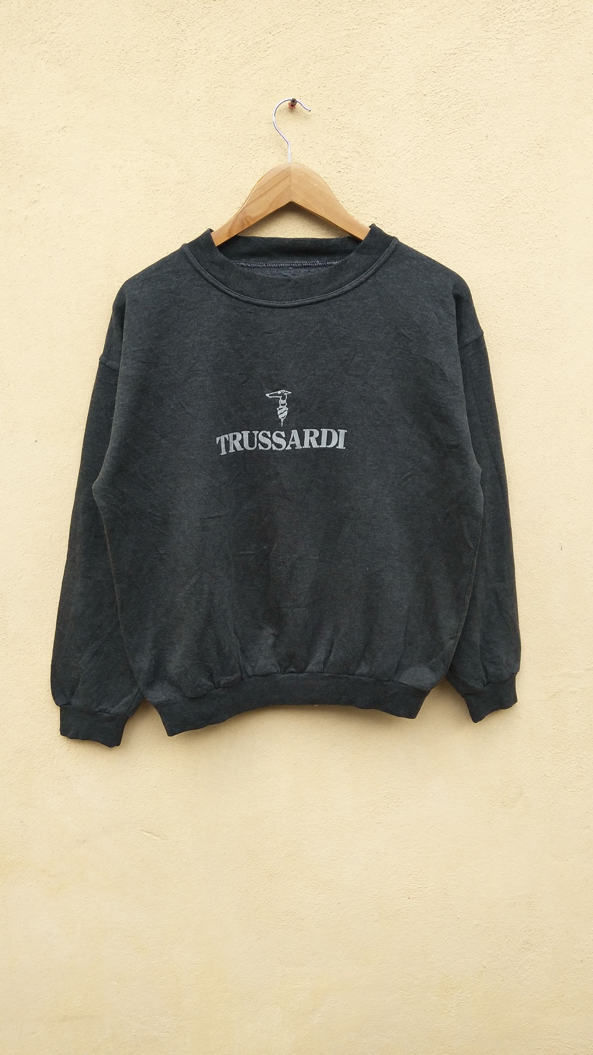 Trussardi Vintage TRUSSARDI sweatshirt big logo spell out Size US M / EU 48-50 / 2 - 1 Thumbnail