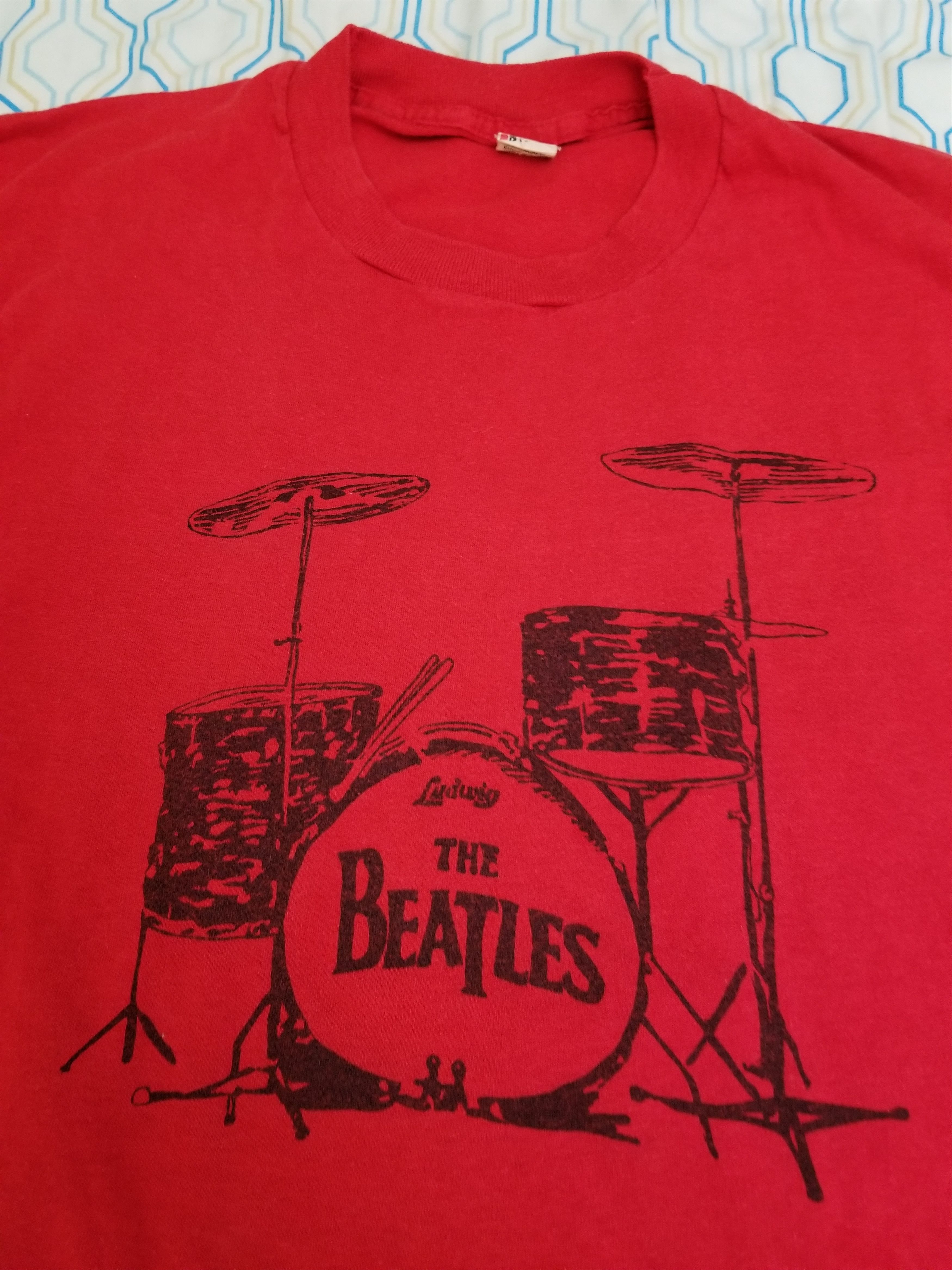 Vintage Vintage 80s The Beatles Drums T Shirt Ludwig Band Red Size US M / EU 48-50 / 2 - 1 Preview
