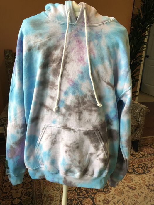 Danzy tie best sale dye hoodie