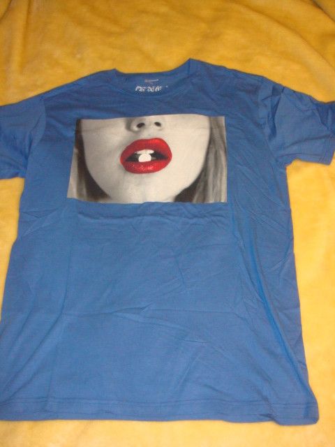 Band Tees EMPERORS NEW CLOTHES By Richard Wheeler T Shirt Size US XL / EU 56 / 4 - 1 Thumbnail