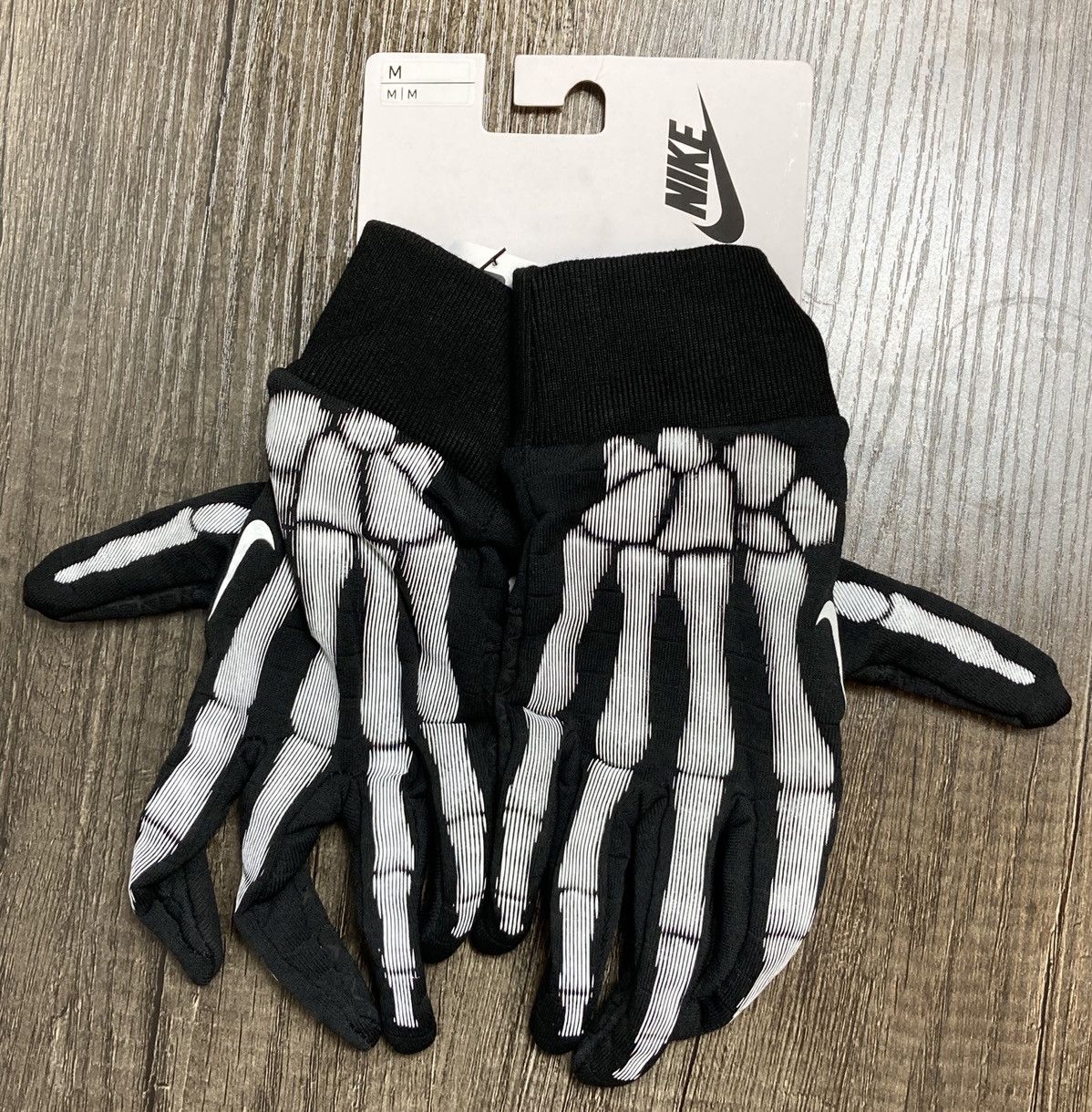 Nike skeleton best sale crew gloves