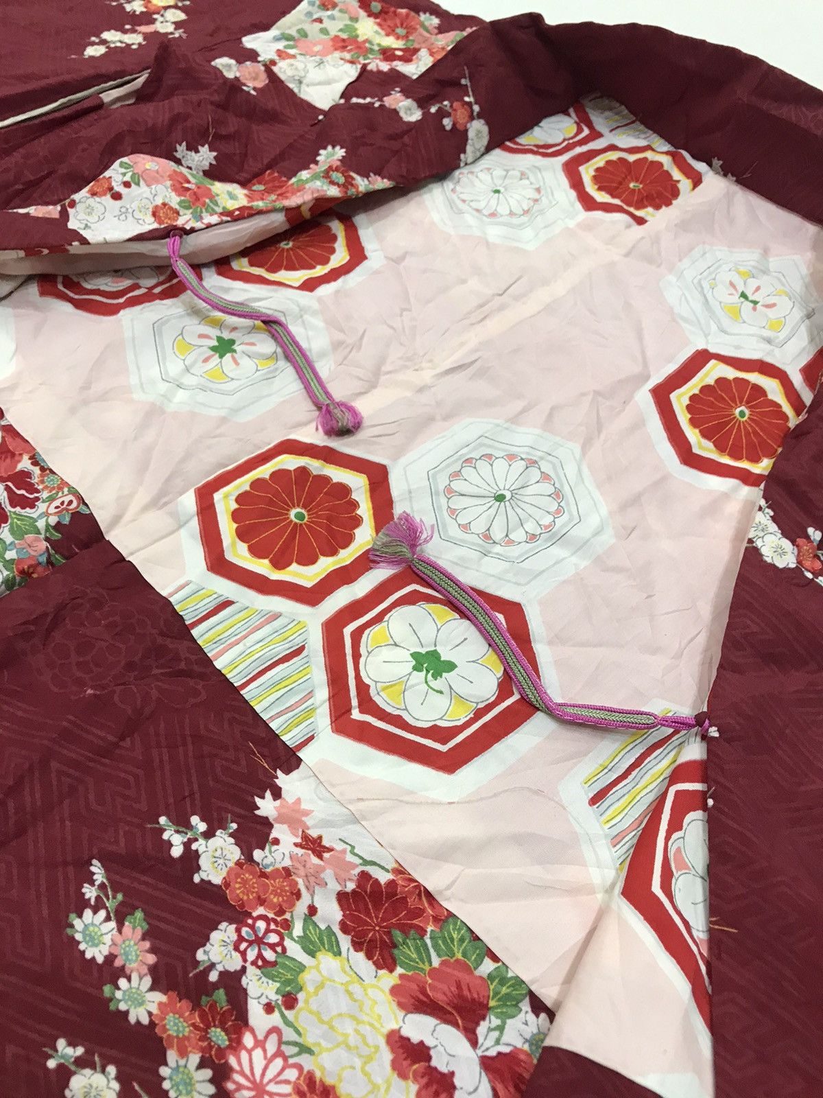 Japanese Brand VINTAGE FLORAL PATTERN SILK KIMONO JAPAN Size US M / EU 48-50 / 2 - 4 Thumbnail