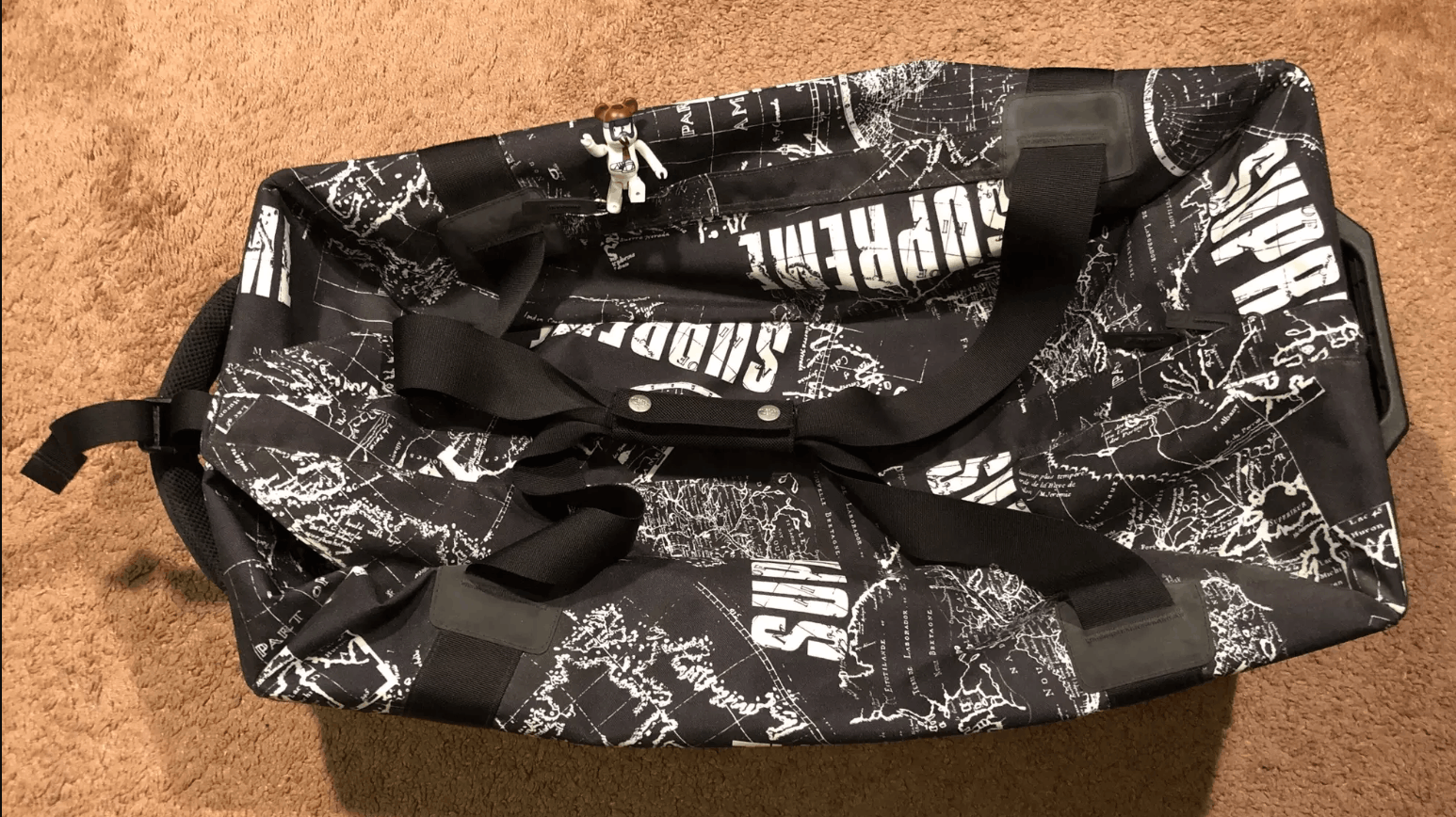 Supreme × The North Face Wayfinder 25 Rolling Bag Size ONE SIZE - 2 Thumbnail