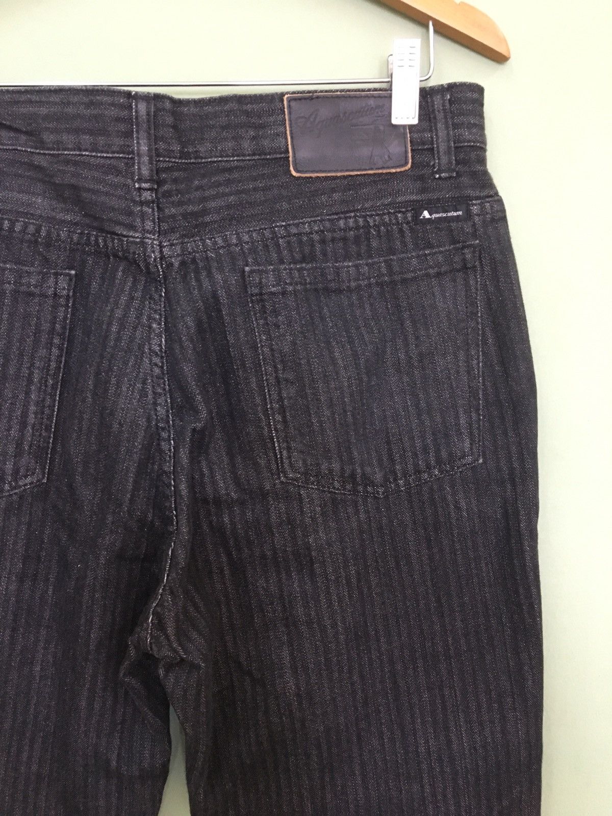 Aquascutum AQUASCUTUM - STRAIGHT FIT HICKORY STRIPE DENIM PANTS Size US 33 - 1 Thumbnail
