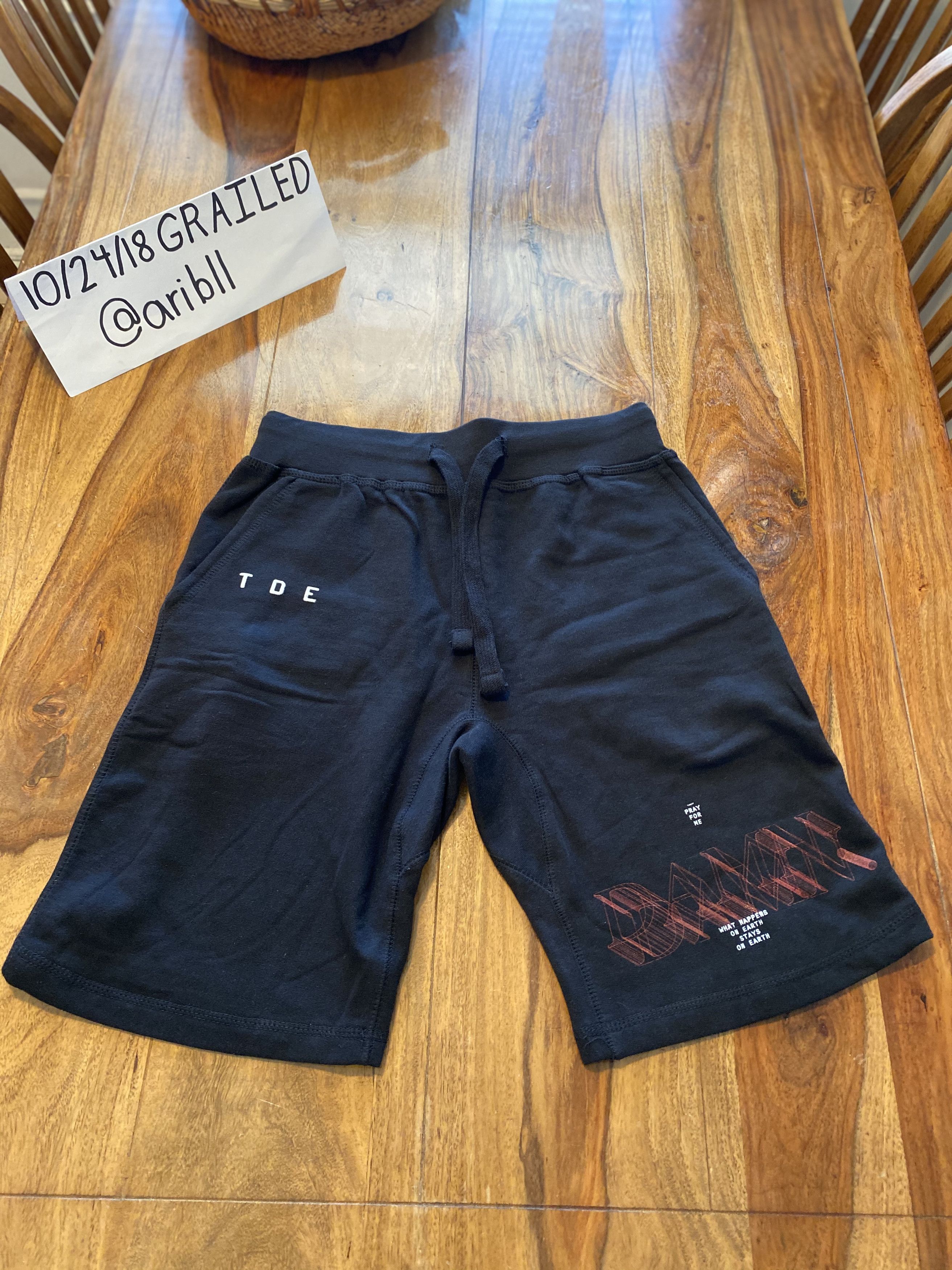 Kendrick Lamar TDE Damn top tour shorts