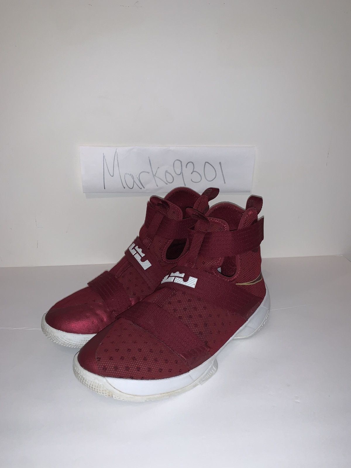 Nike LeBron Zoom Soldiers 10 