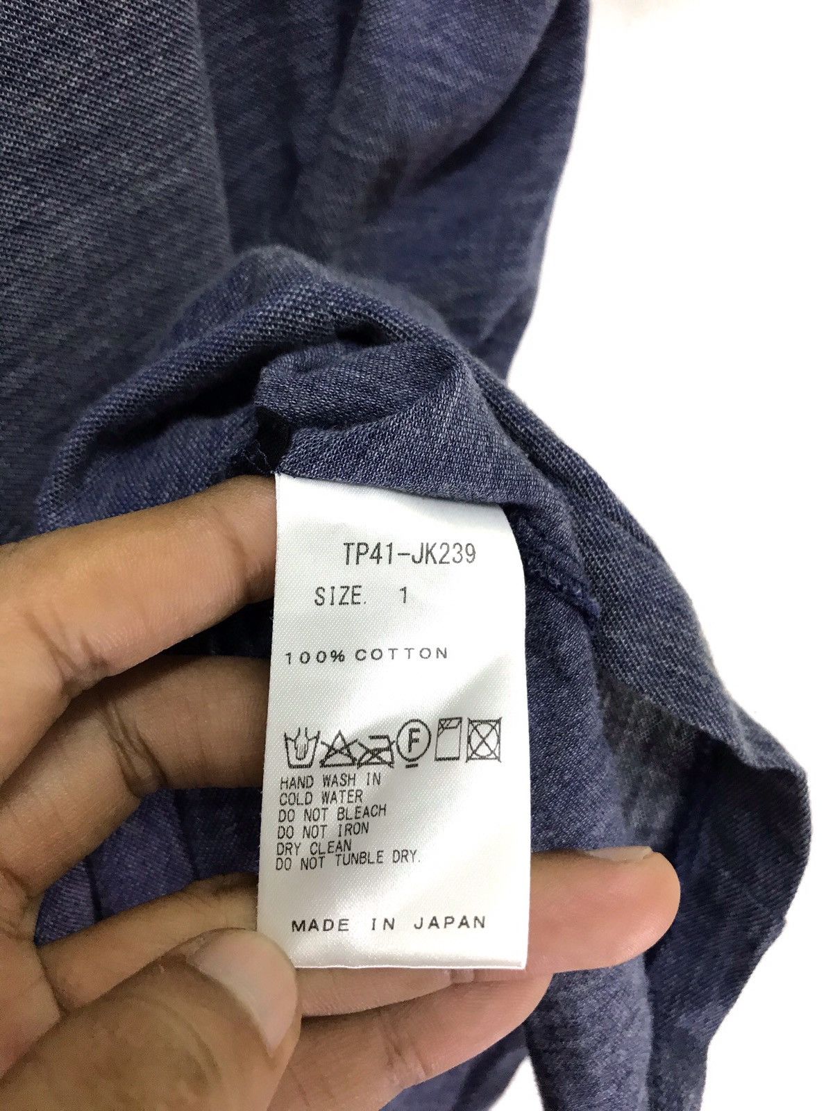 Japanese Brand Made in Japan Toga Pulla Sleeveless Shirt Size US M / EU 48-50 / 2 - 5 Thumbnail