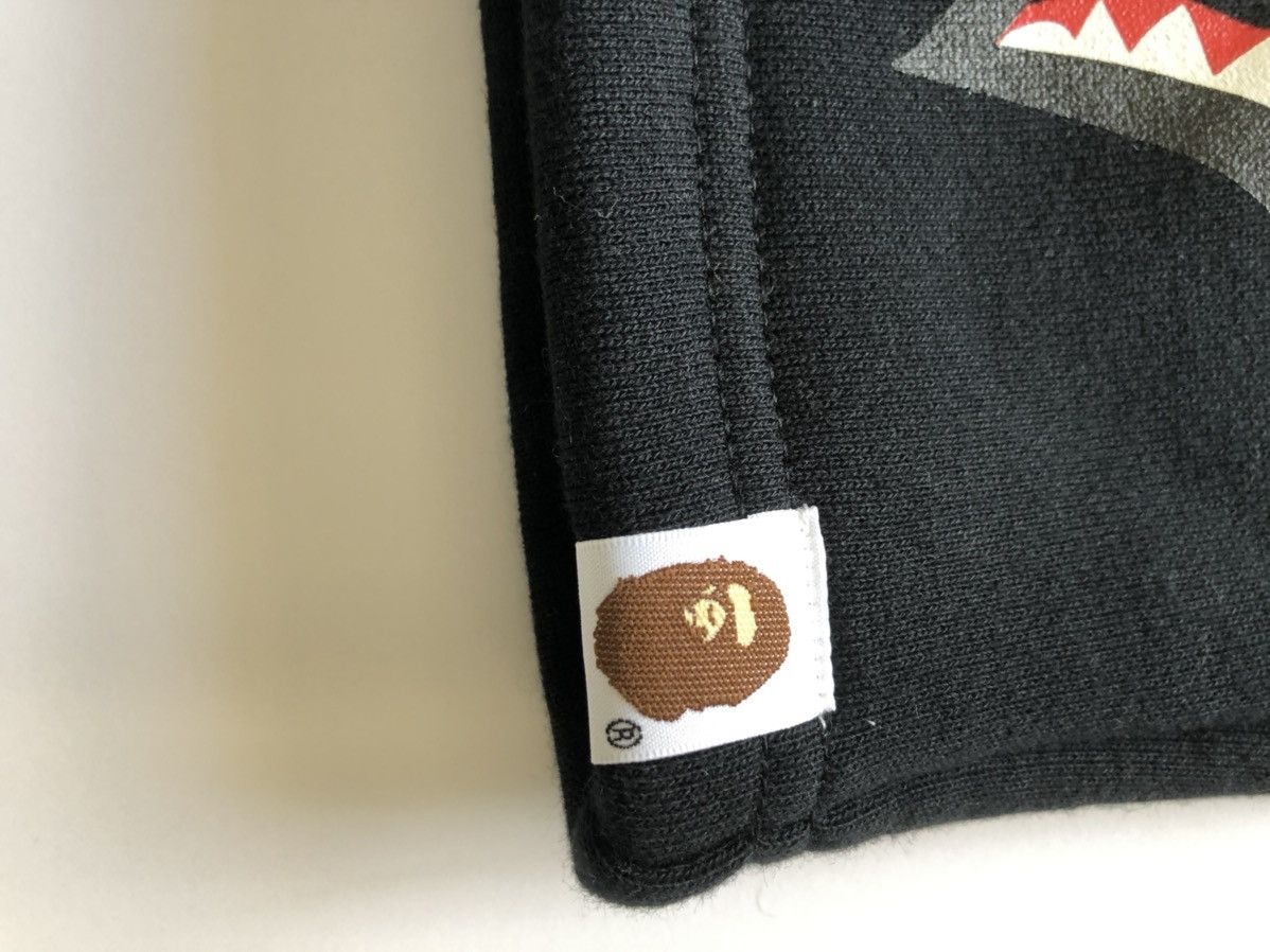 Bape BAPE camo side shark sweat shorts (new) Size US 36 / EU 52 - 5 Thumbnail