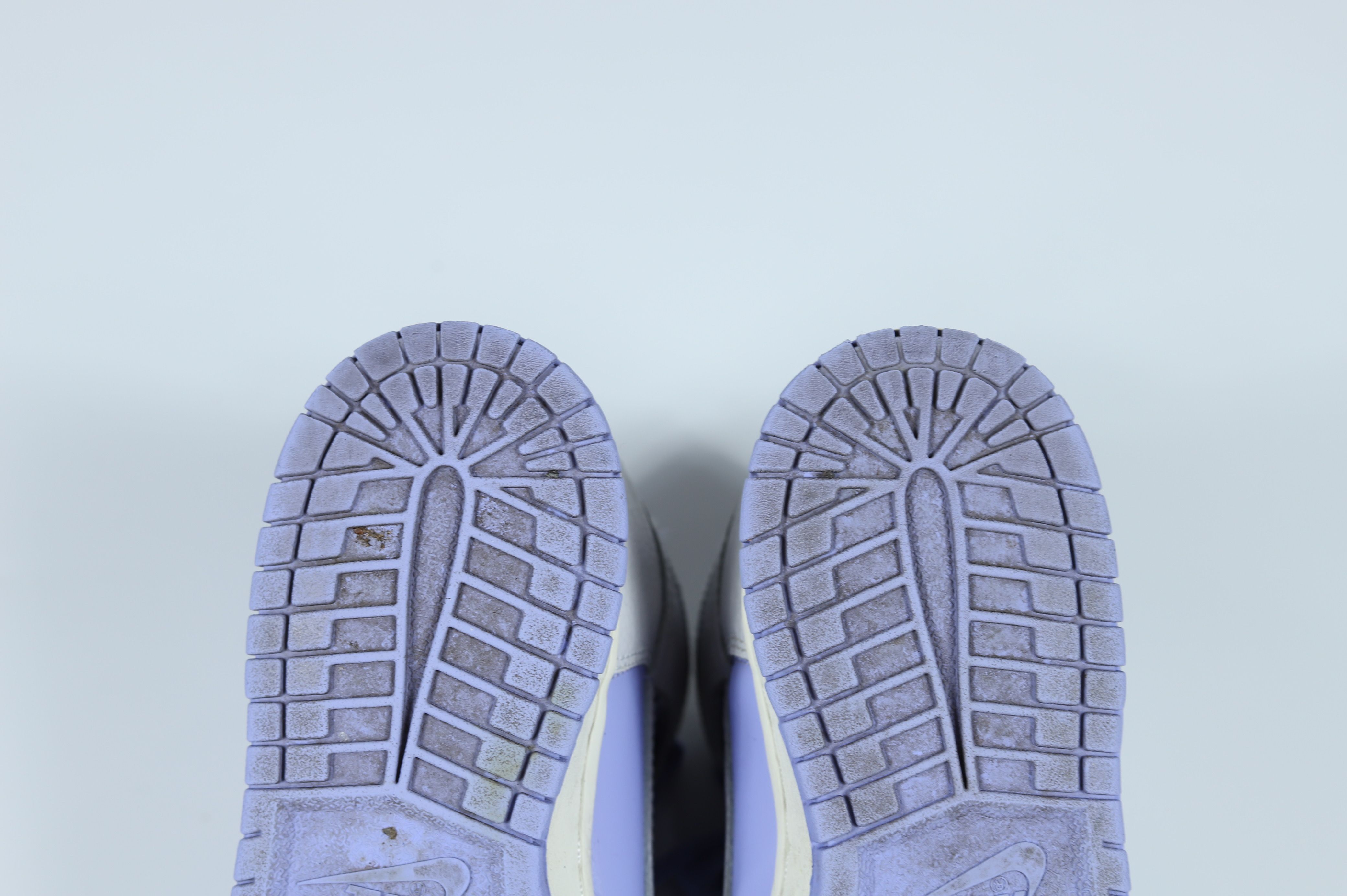 Nike 23 cm! 2011 Nike Dunk High Lavender Size US 5 / EU 37 - 10 Thumbnail