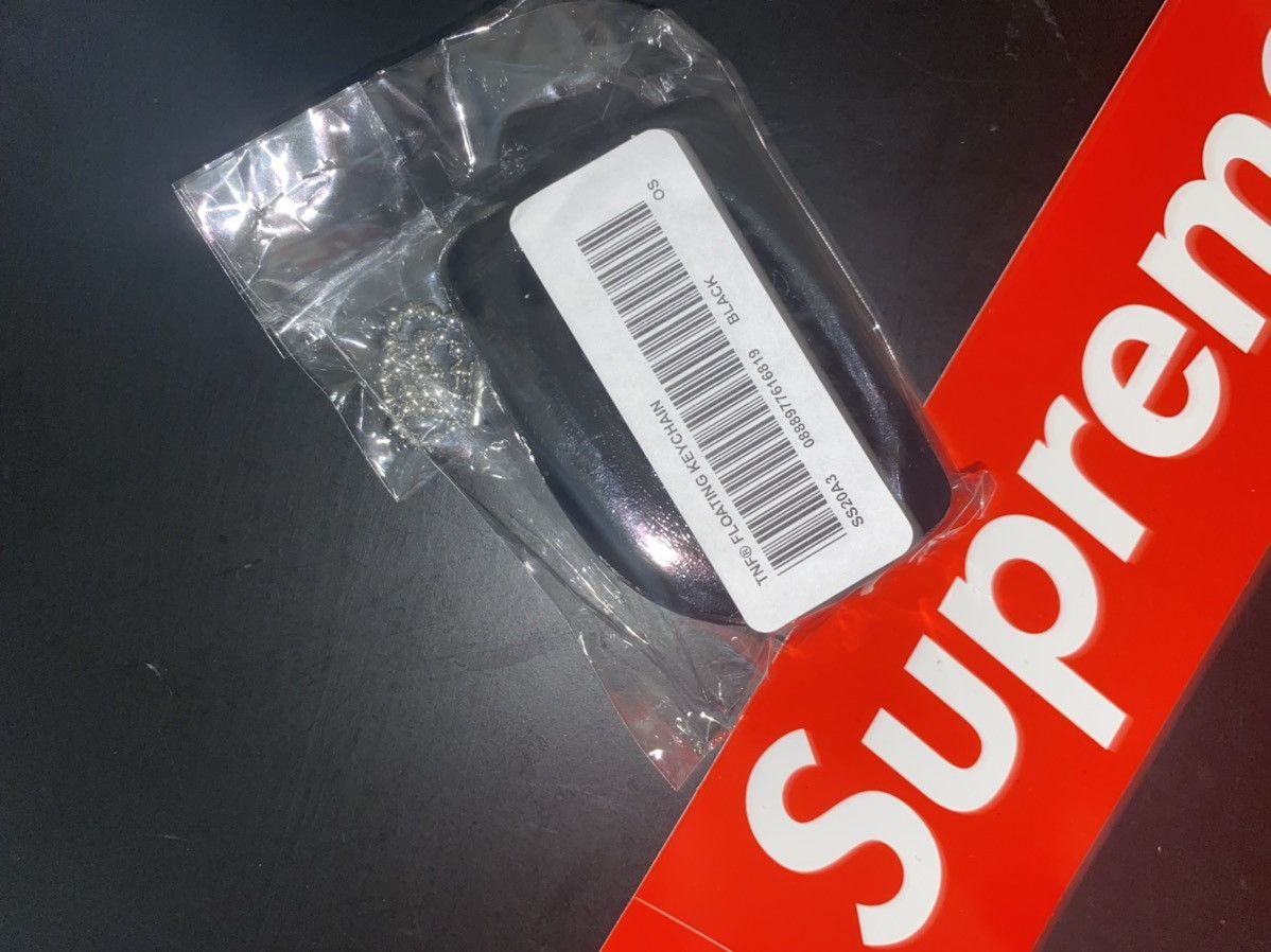 Supreme Supreme® / The North Face® Floating Key Chain Black Size ONE SIZE - 2 Thumbnail