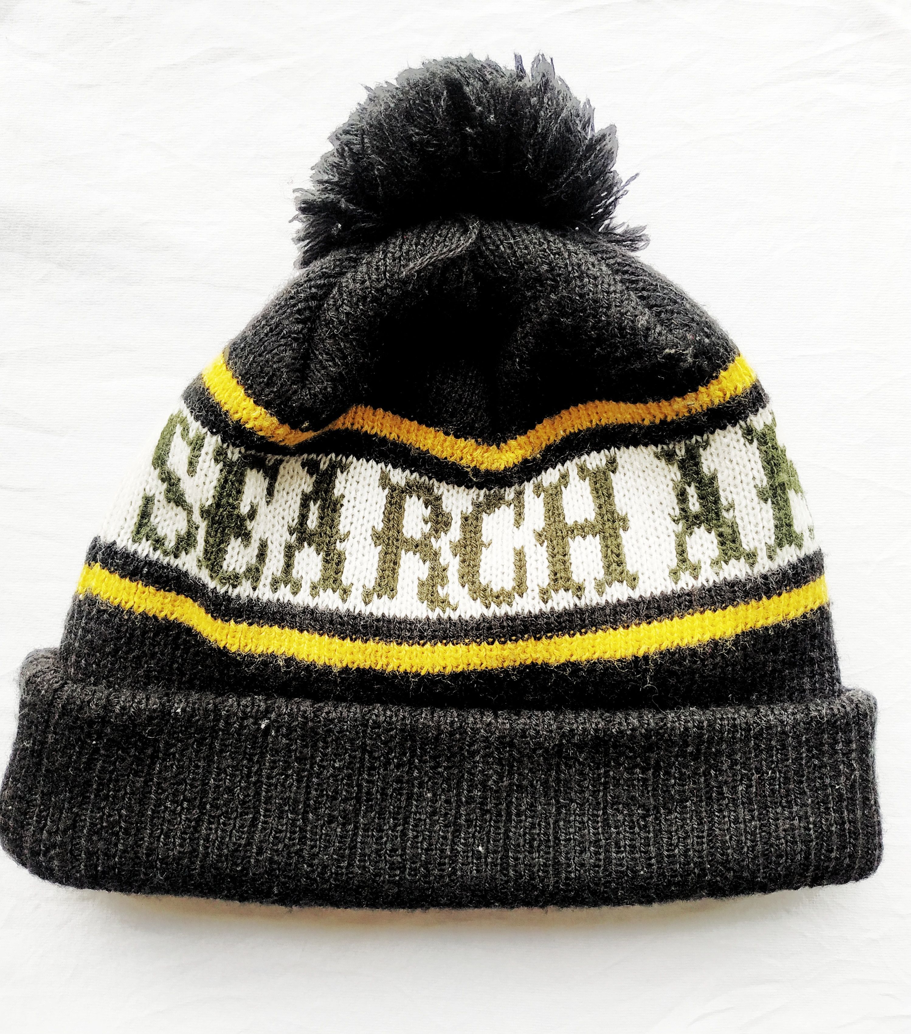 Hysteric Glamour Search & Destroy beanie.