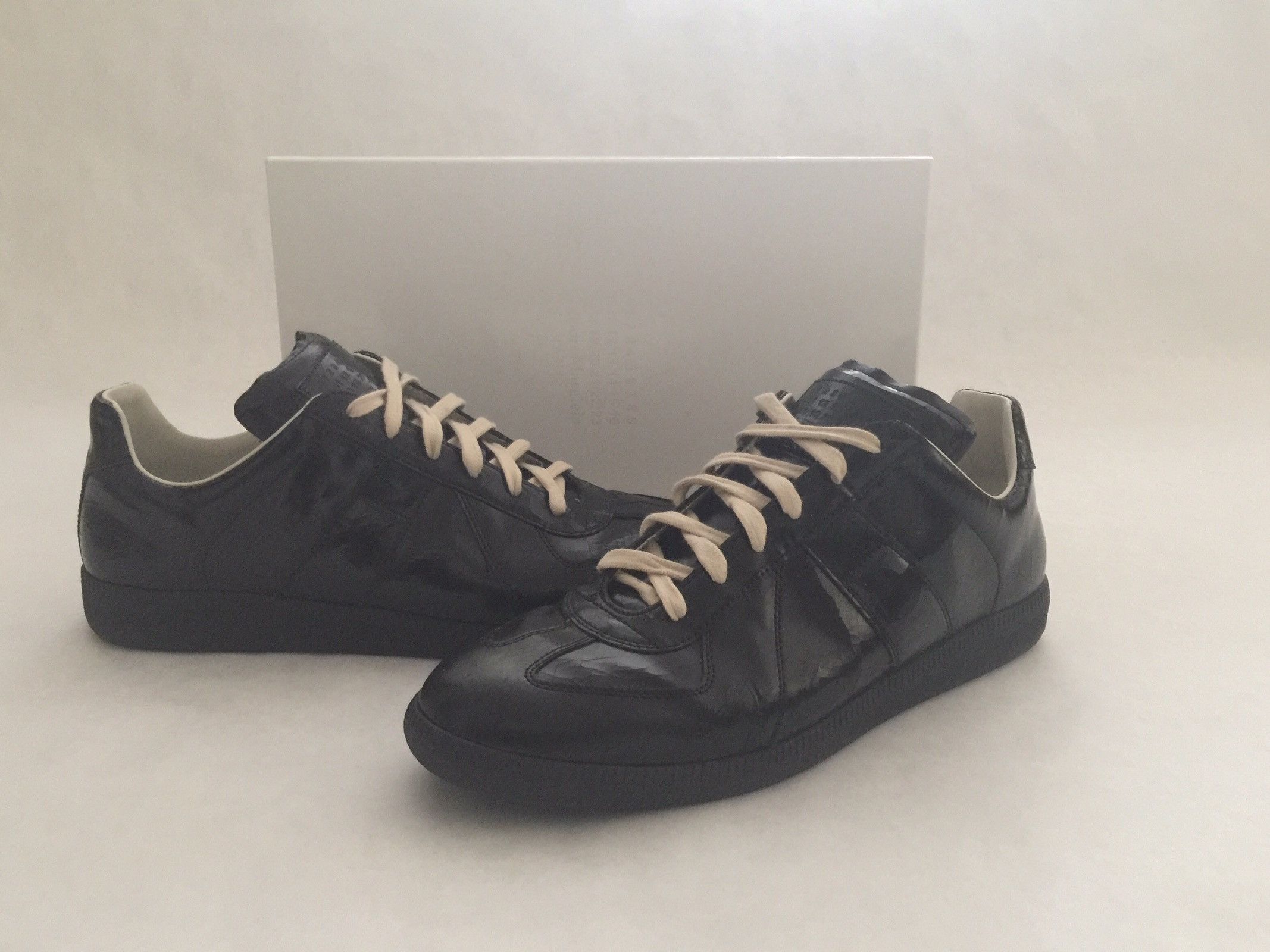 Maison Margiela Replica Paint Splatter - White Black sz 40