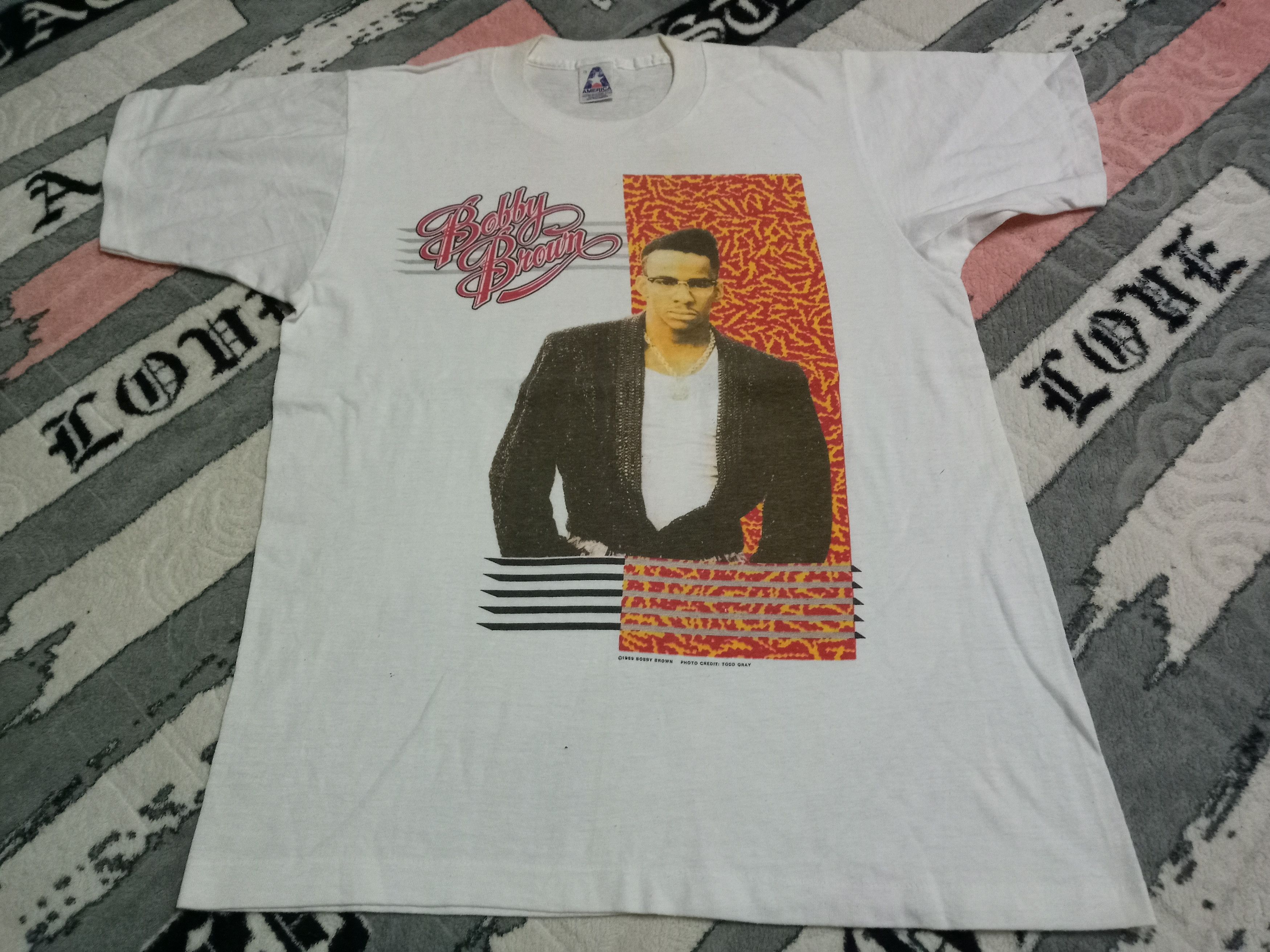 Vintage Bobby Brown singer tshirt