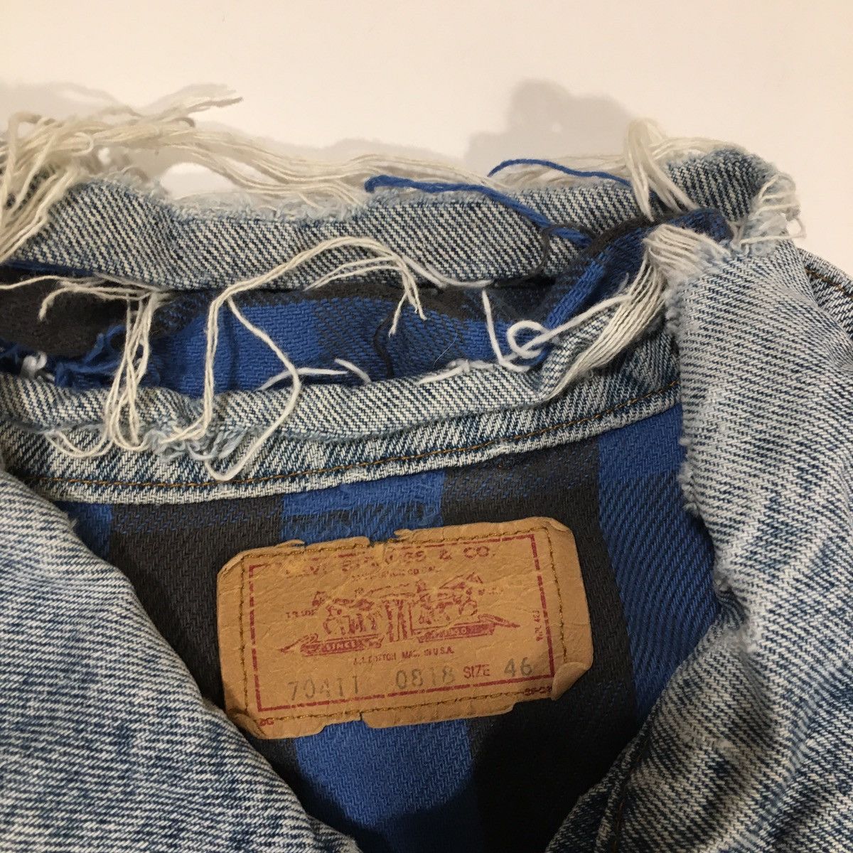 Levi's × Vintage Distressed Vintage Levi’s Flannel Lined Denim Jacket Size US L / EU 52-54 / 3 - 5 Thumbnail