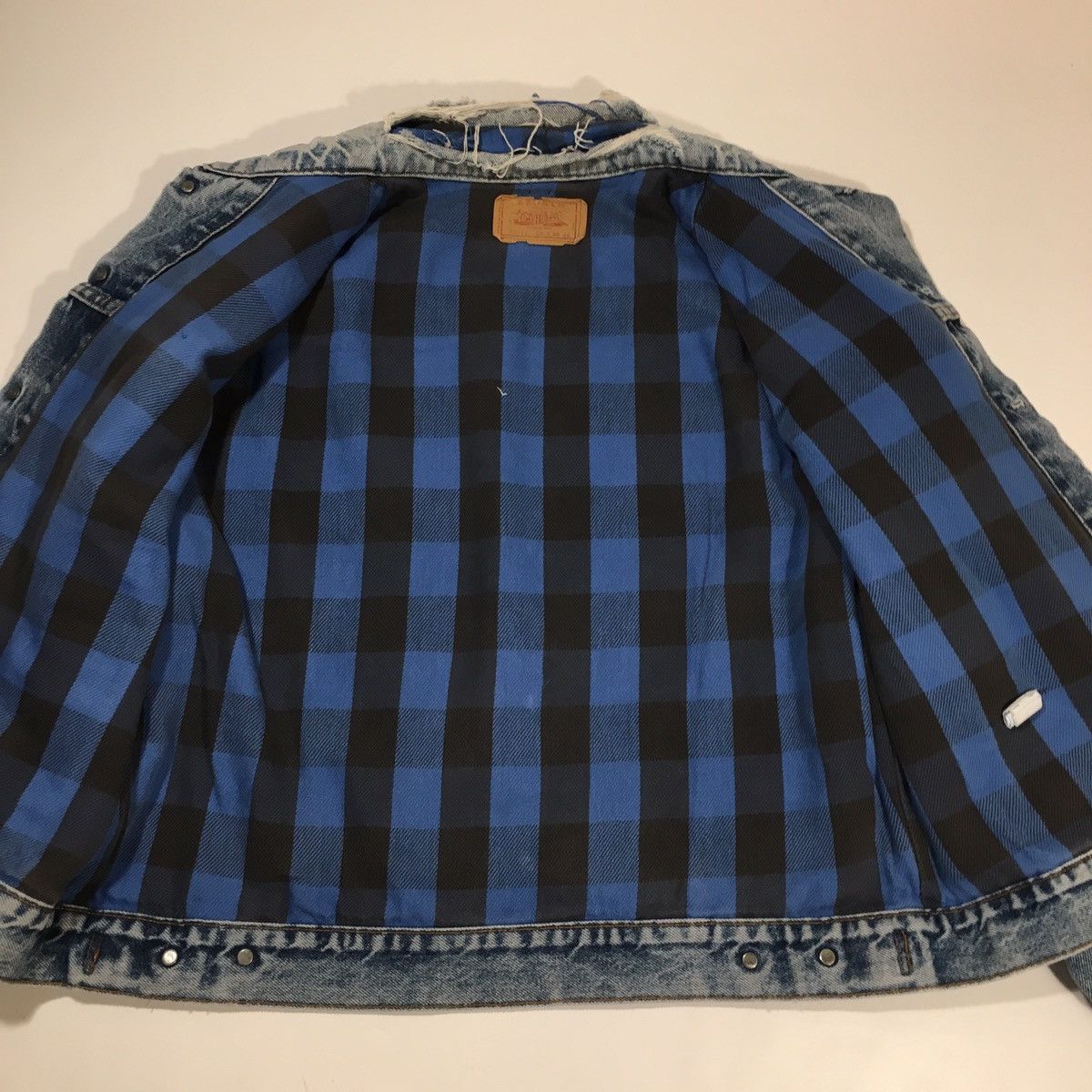 Levi's × Vintage Distressed Vintage Levi’s Flannel Lined Denim Jacket Size US L / EU 52-54 / 3 - 3 Thumbnail