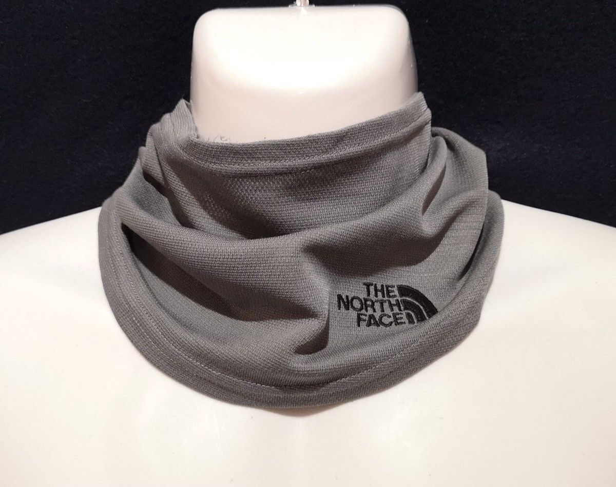 The North Face 🔥 last drop 🔥the north face neck gaiter warmer Grailed