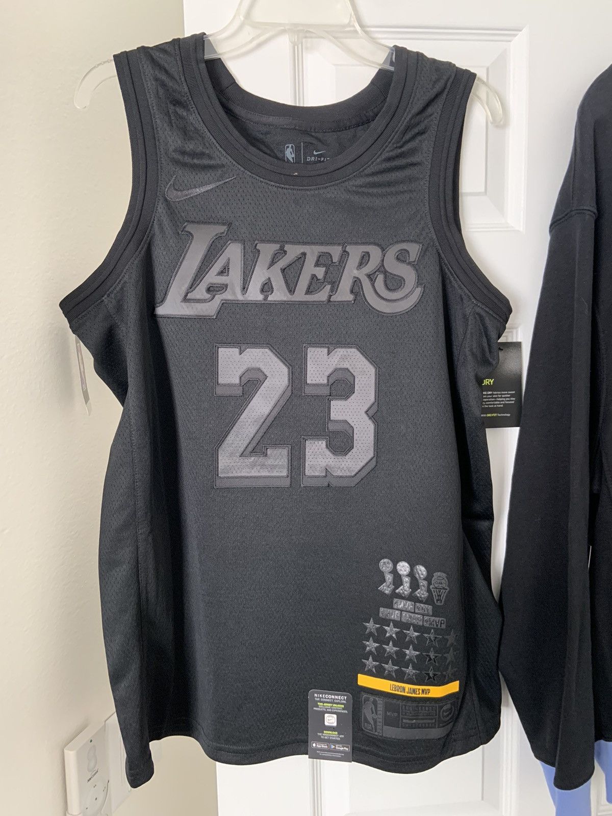 mvp jersey lebron