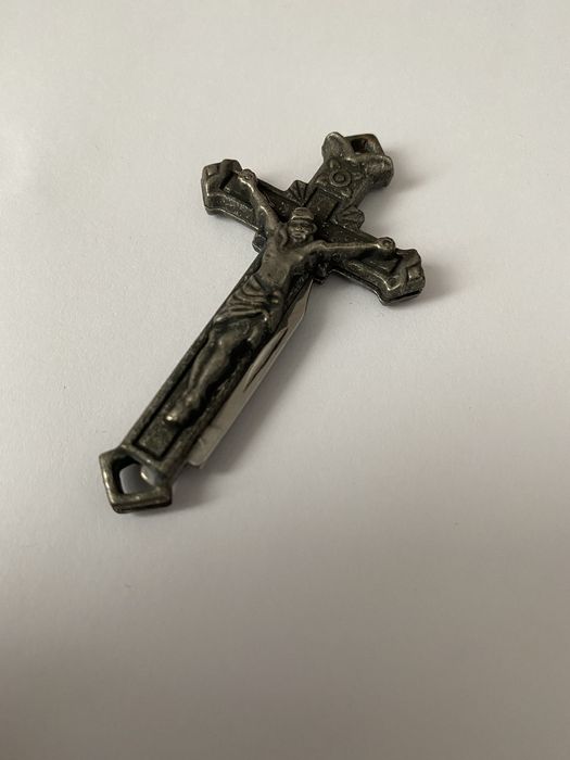 新素材新作 SUPREME Crucifix Knife Folding Key chain キーホルダー