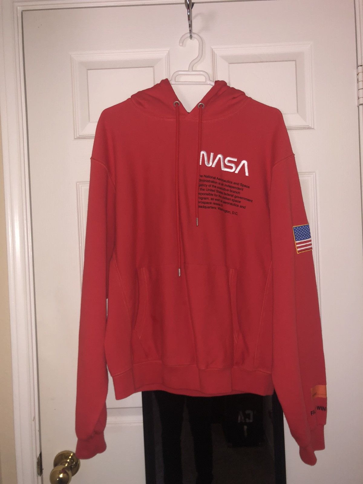 Heron preston nasa hoodie red hotsell