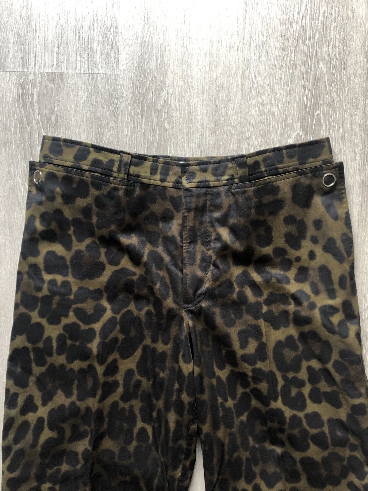 Burberry Burberry Leopard print cotton trousers Size US 34 / EU 50 - 2 Thumbnail