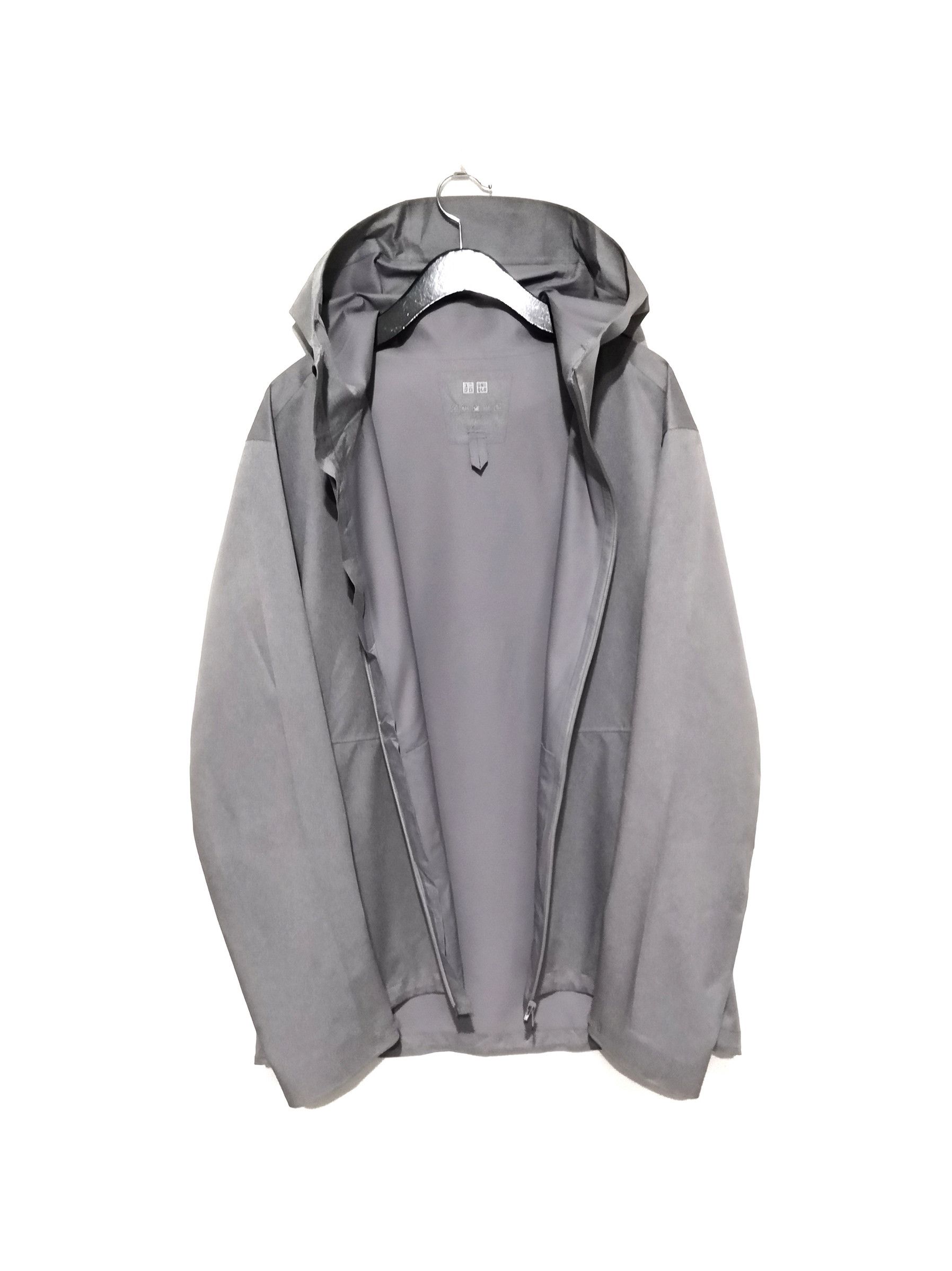 Uniqlo Uniqlo Water Resistant Windbreaker | Grailed