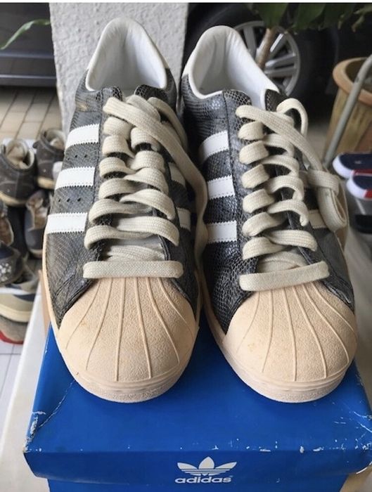 Adidas superstar gold outlet 44