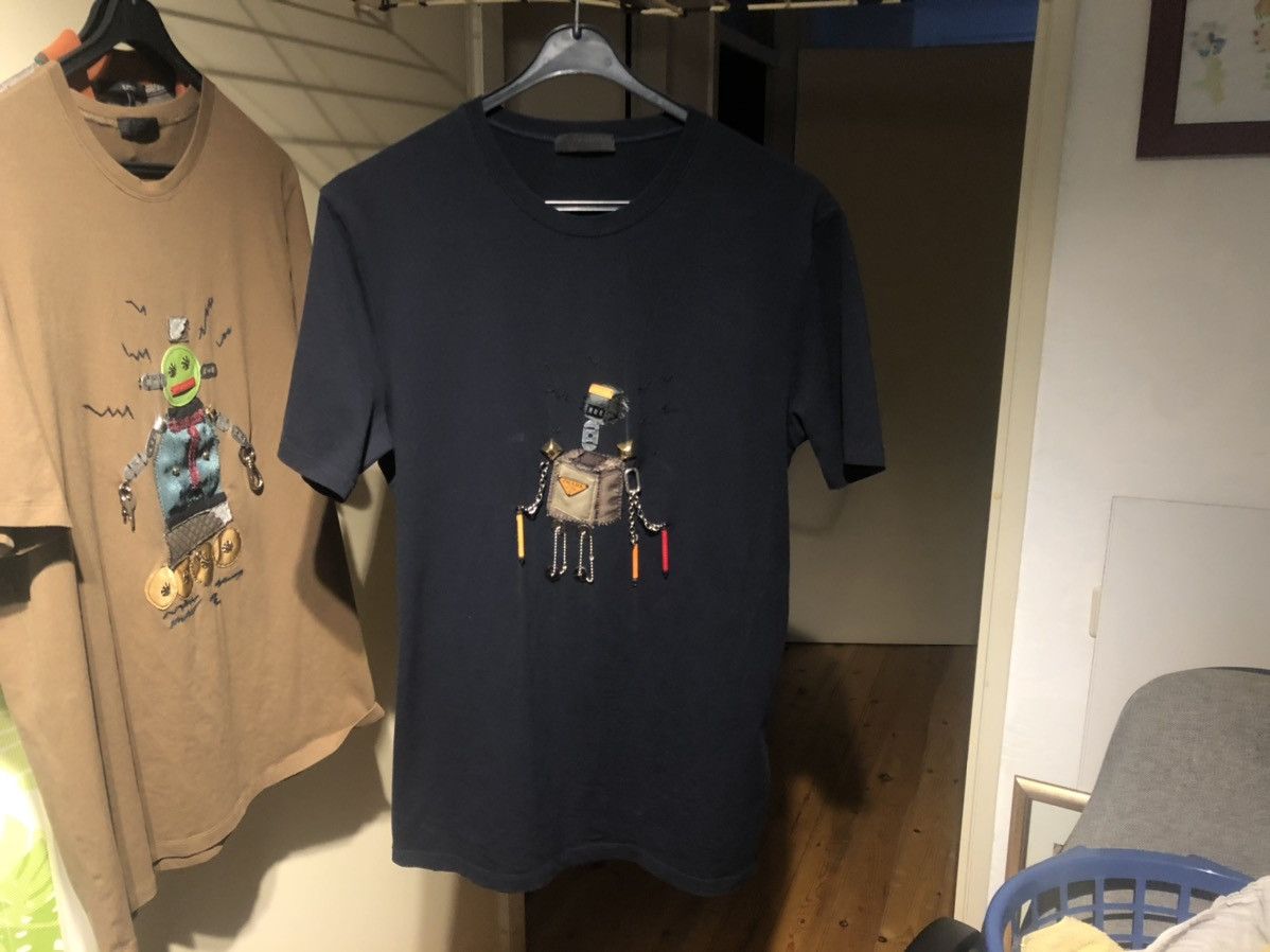 Prada robot t shirt sale