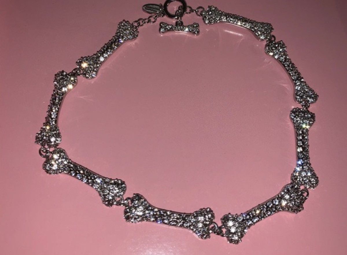 Vivienne westwood bone necklace sales