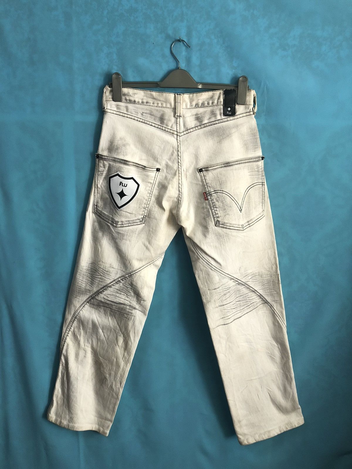 LEVIS FLU WHITE SIZE 30 - www.ice4pros.com.br