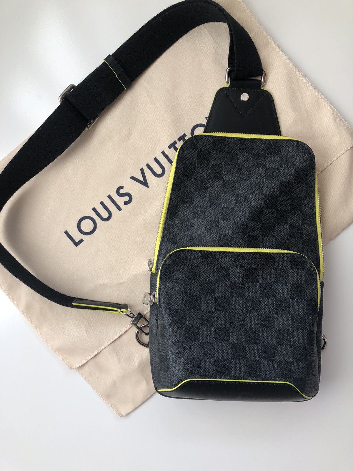 Louis Vuitton Louis Vuitton Avenue Sling Bag | N42424 | Grailed