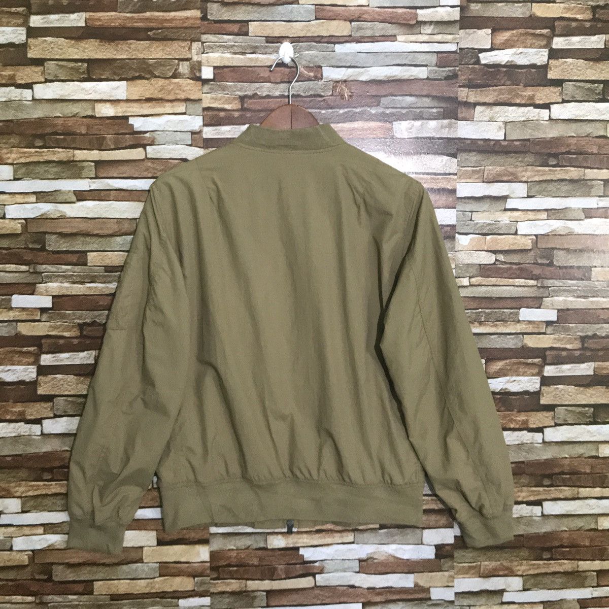 Uniqlo UNIQLO BOMBER JACKET Size US L / EU 52-54 / 3 - 2 Thumbnail