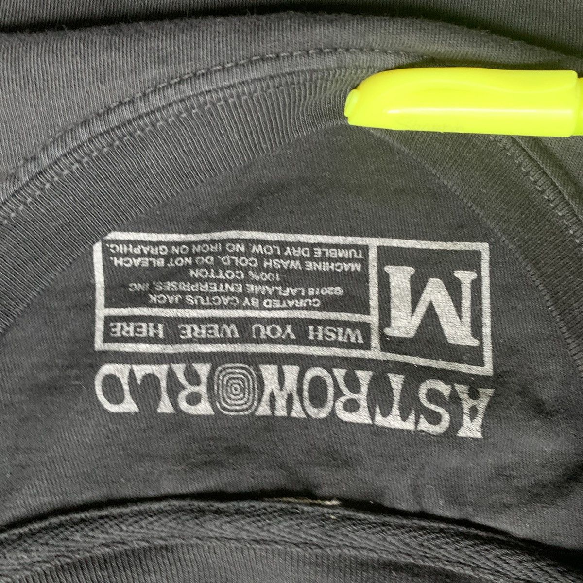 Travis Scott ASTROWORLD WISH YOU WERE HERE TEE Size US M / EU 48-50 / 2 - 3 Thumbnail