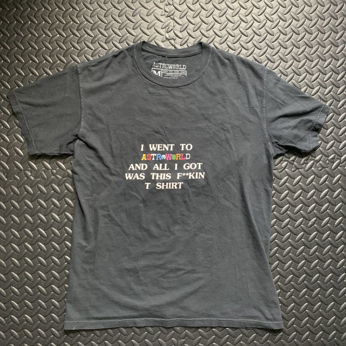 Travis Scott ASTROWORLD WISH YOU WERE HERE TEE Size US M / EU 48-50 / 2 - 1 Thumbnail