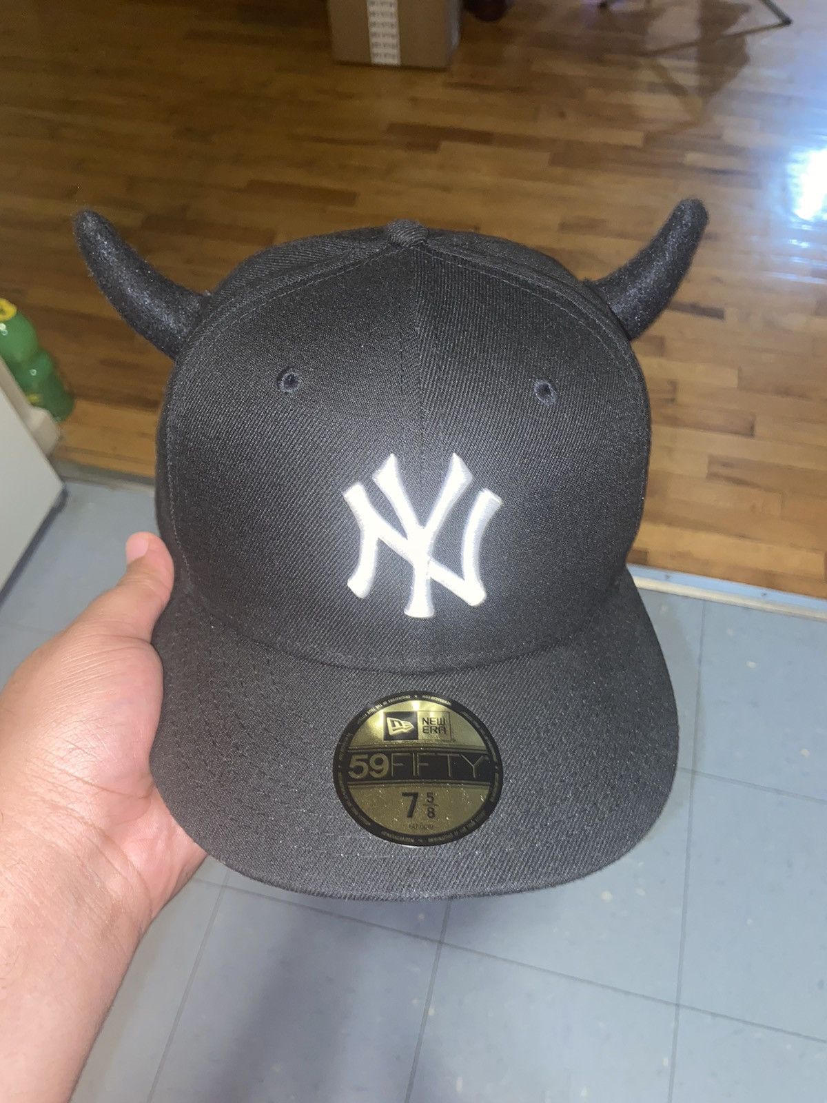 Custom Ryder Studios NY Yankees Horned Fitted Cap Grailed