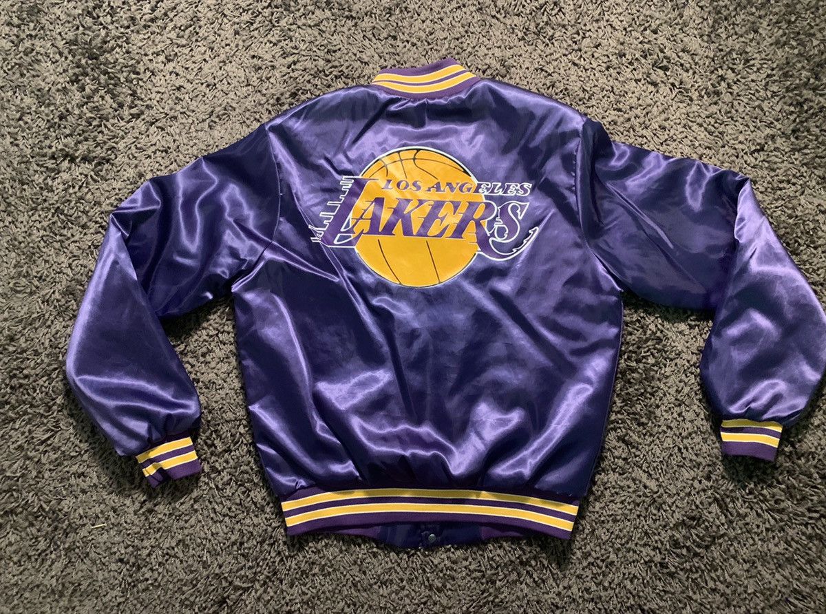 Vintage 80’s Vintage Lakers Jacket Size US S / EU 44-46 / 1 - 5 Preview