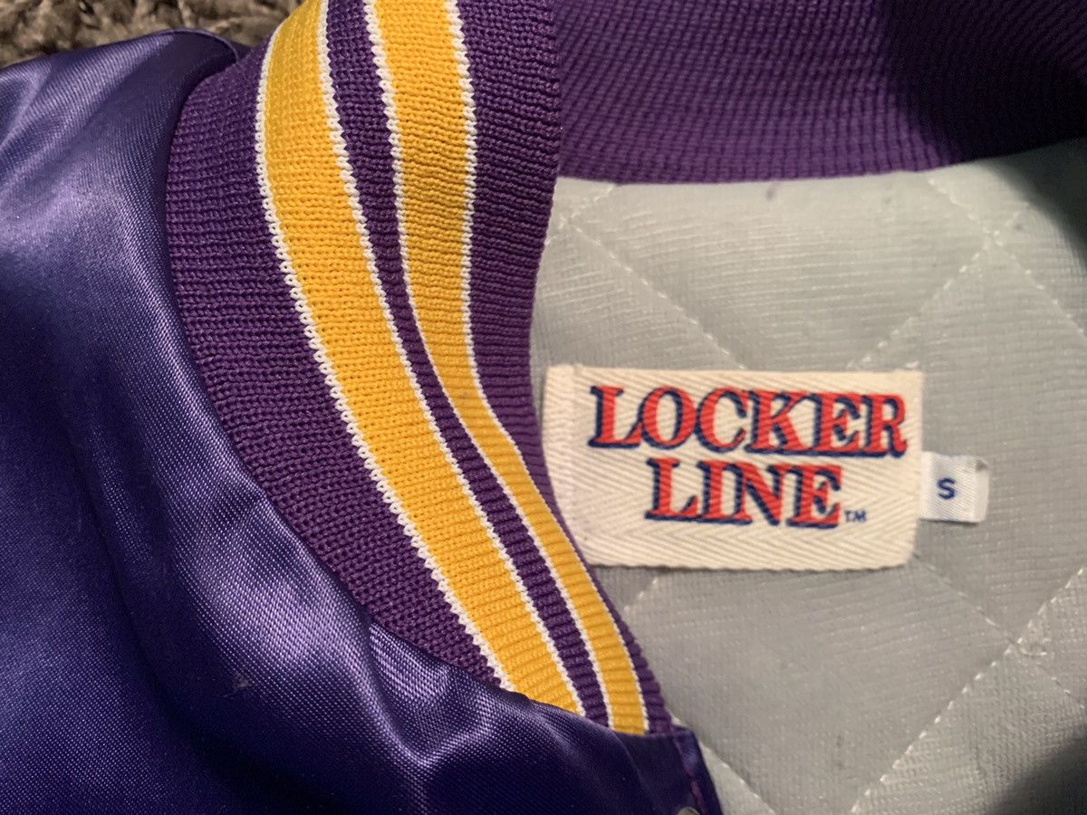 Vintage 80’s Vintage Lakers Jacket Size US S / EU 44-46 / 1 - 2 Preview