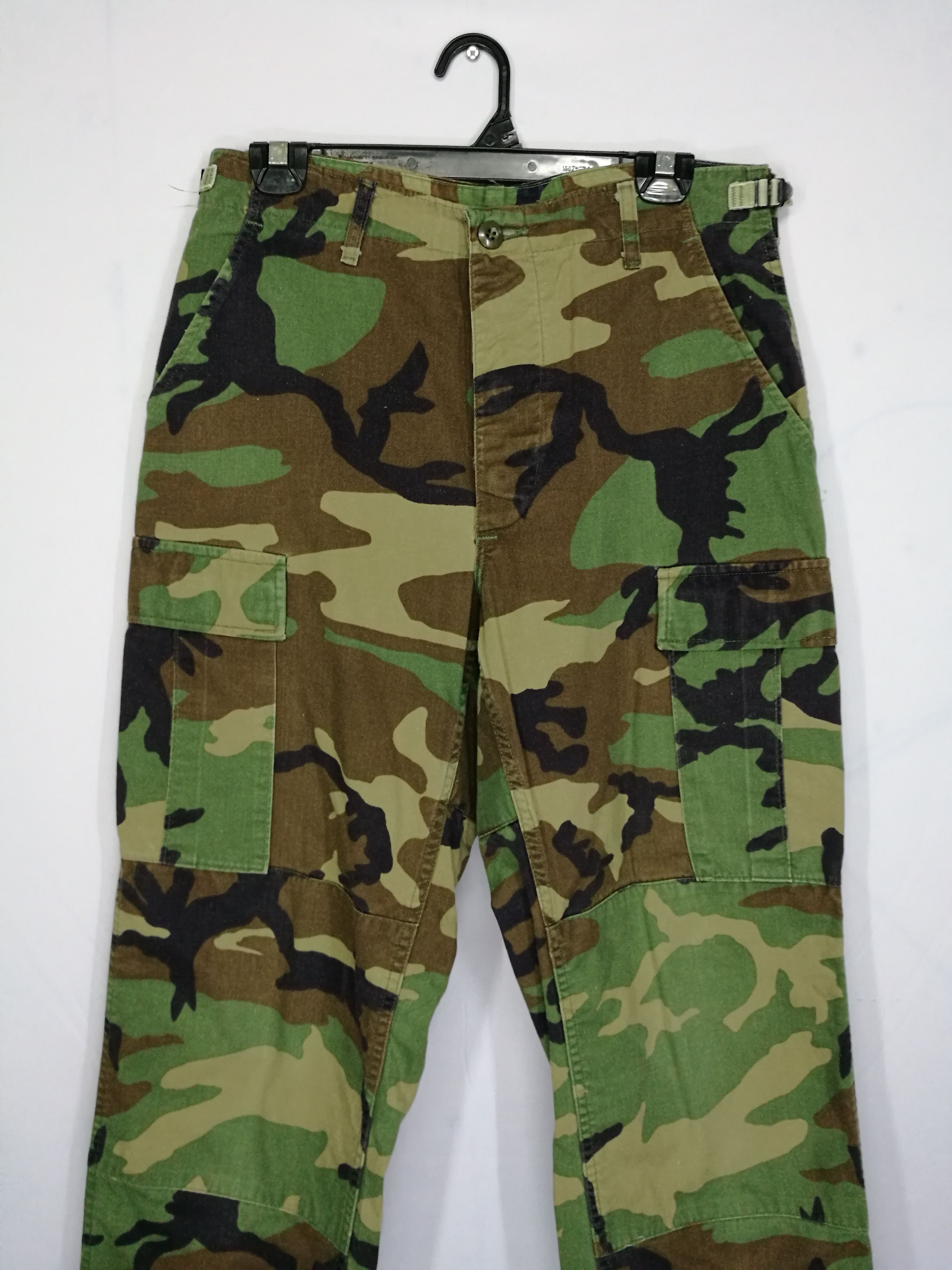 Vintage cargo pants CAMOUFLAGE PATTEN COMBAT Military Style | Grailed