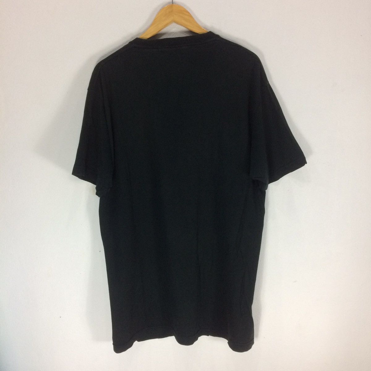 Band Tees × Bravado Red hot chilli peppers tee Size US L / EU 52-54 / 3 - 6 Thumbnail
