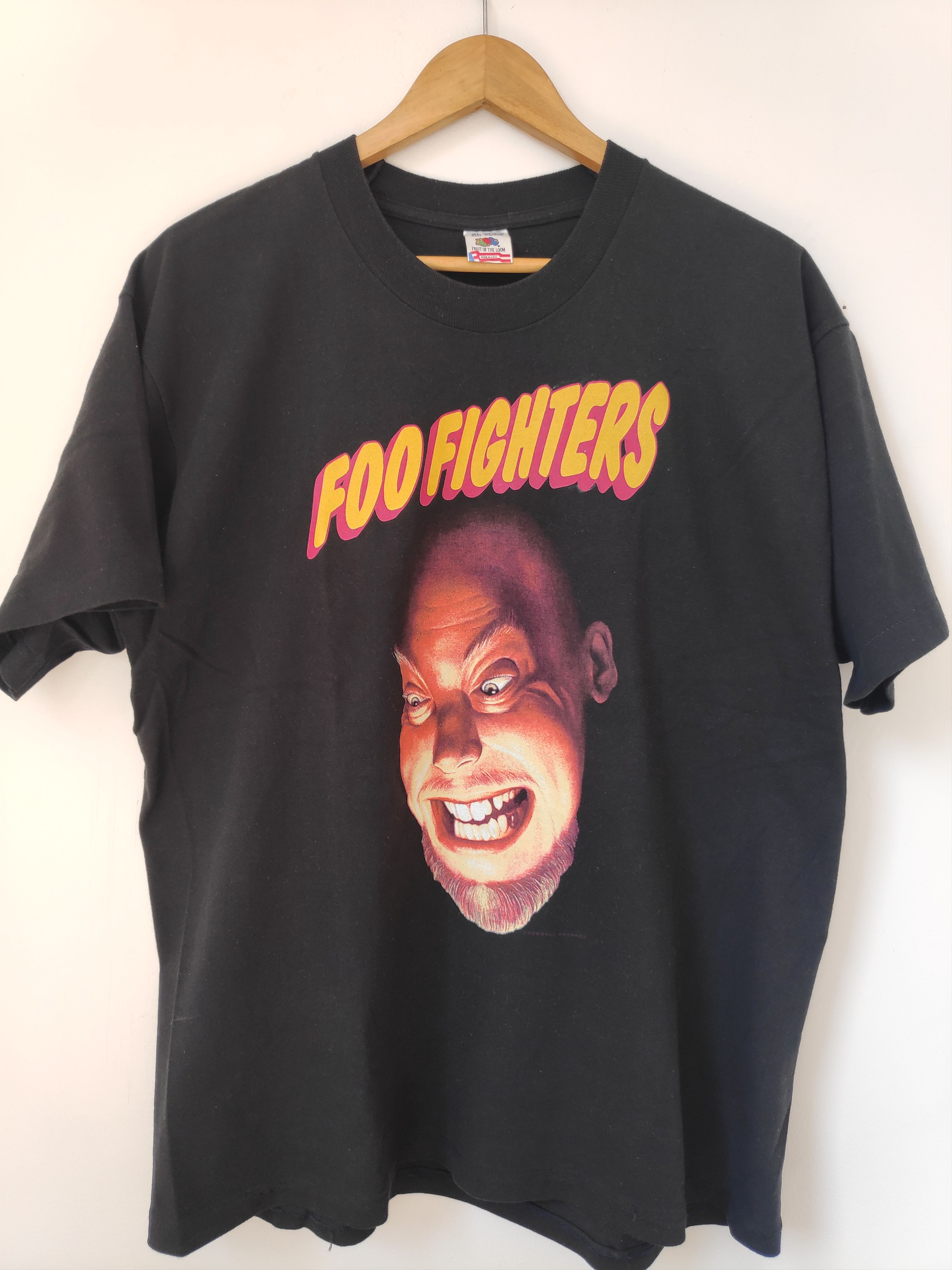 Vintage Vintage foo fighters tshirt face 90s | Grailed