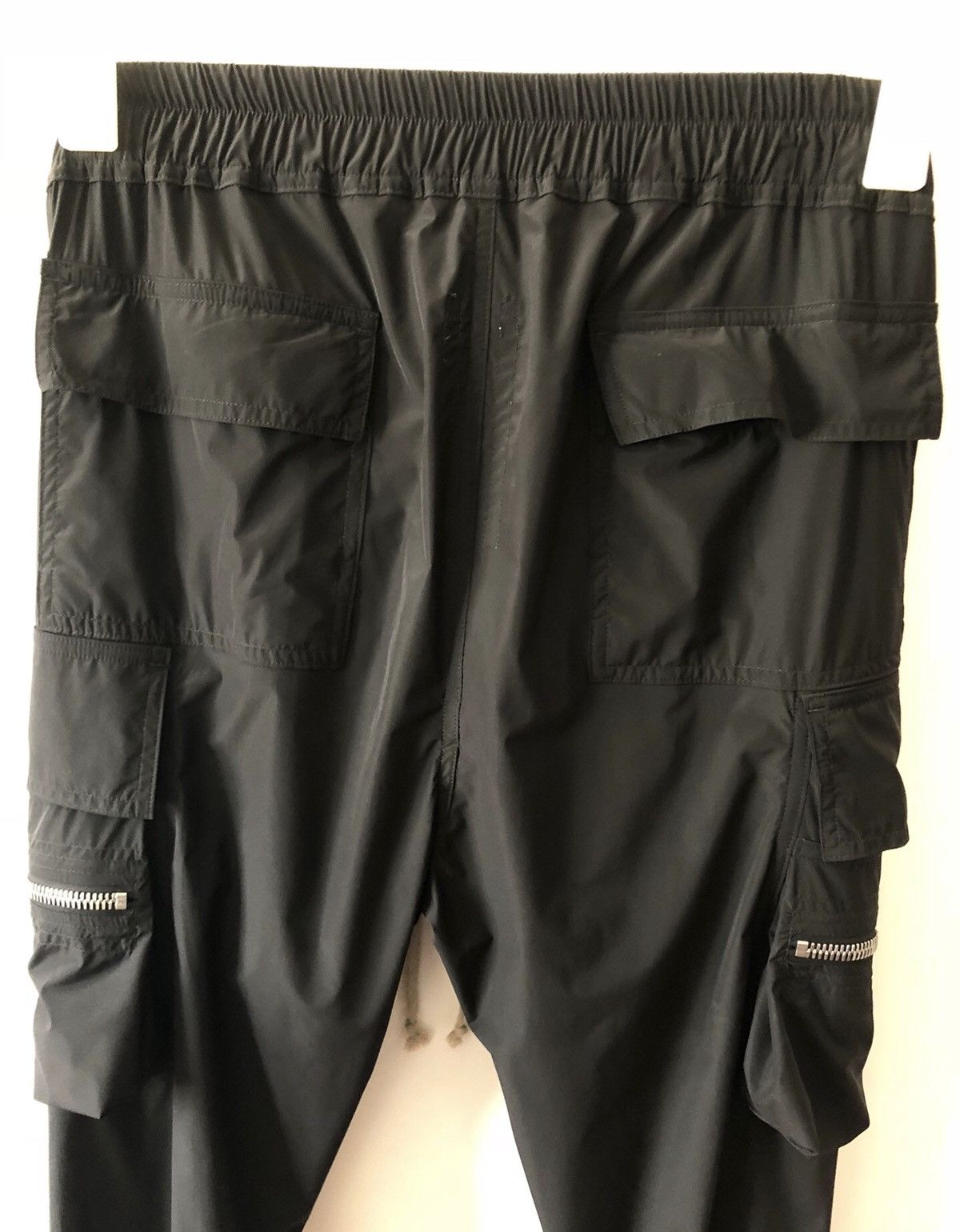 Rick Owens 18ss Men's Black Nylon Drawstring Cargo Joggers Pants Size US 32 / EU 48 - 2 Preview